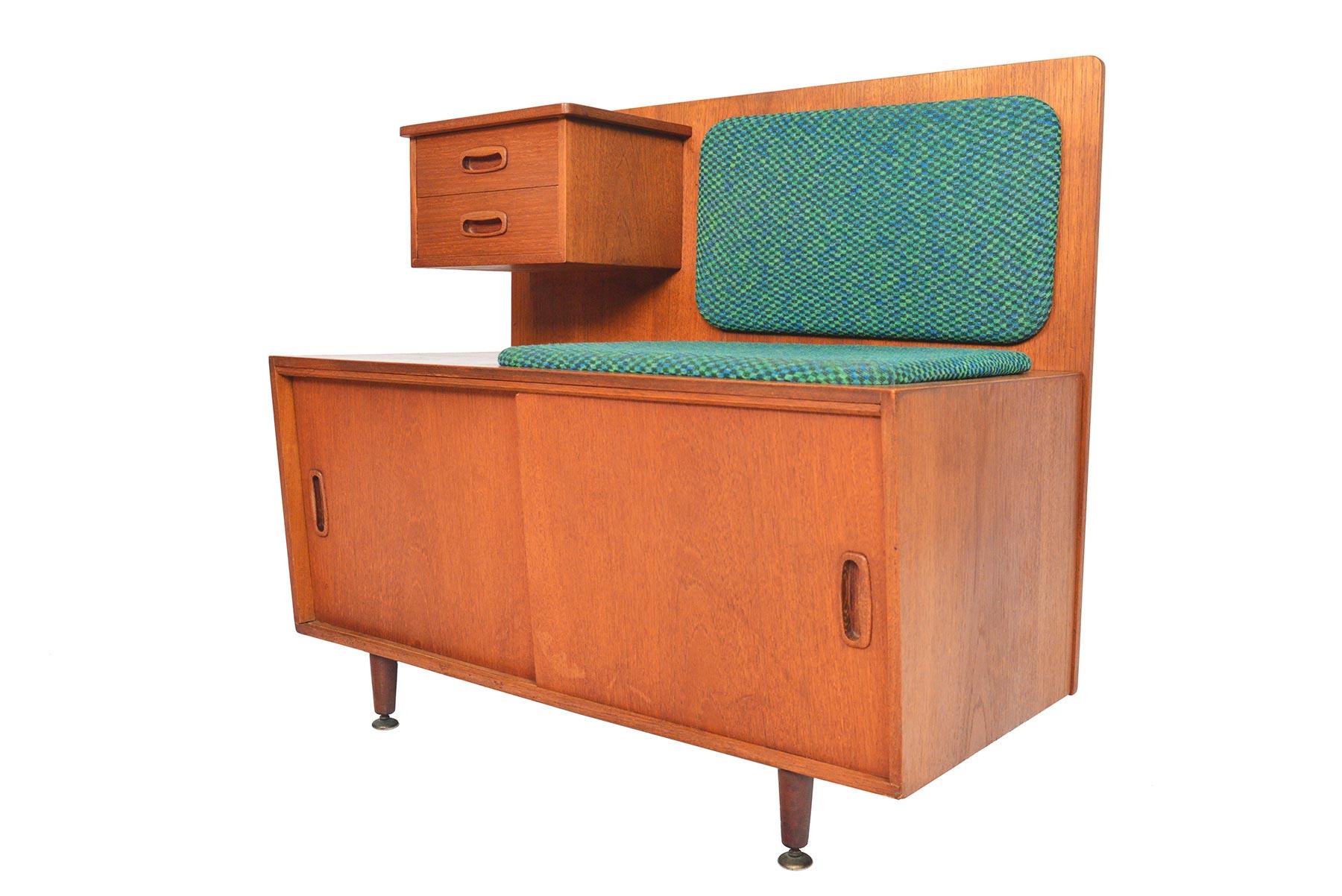 English Midcentury Jentique Telephone Bench in Teak In Good Condition In Berkeley, CA