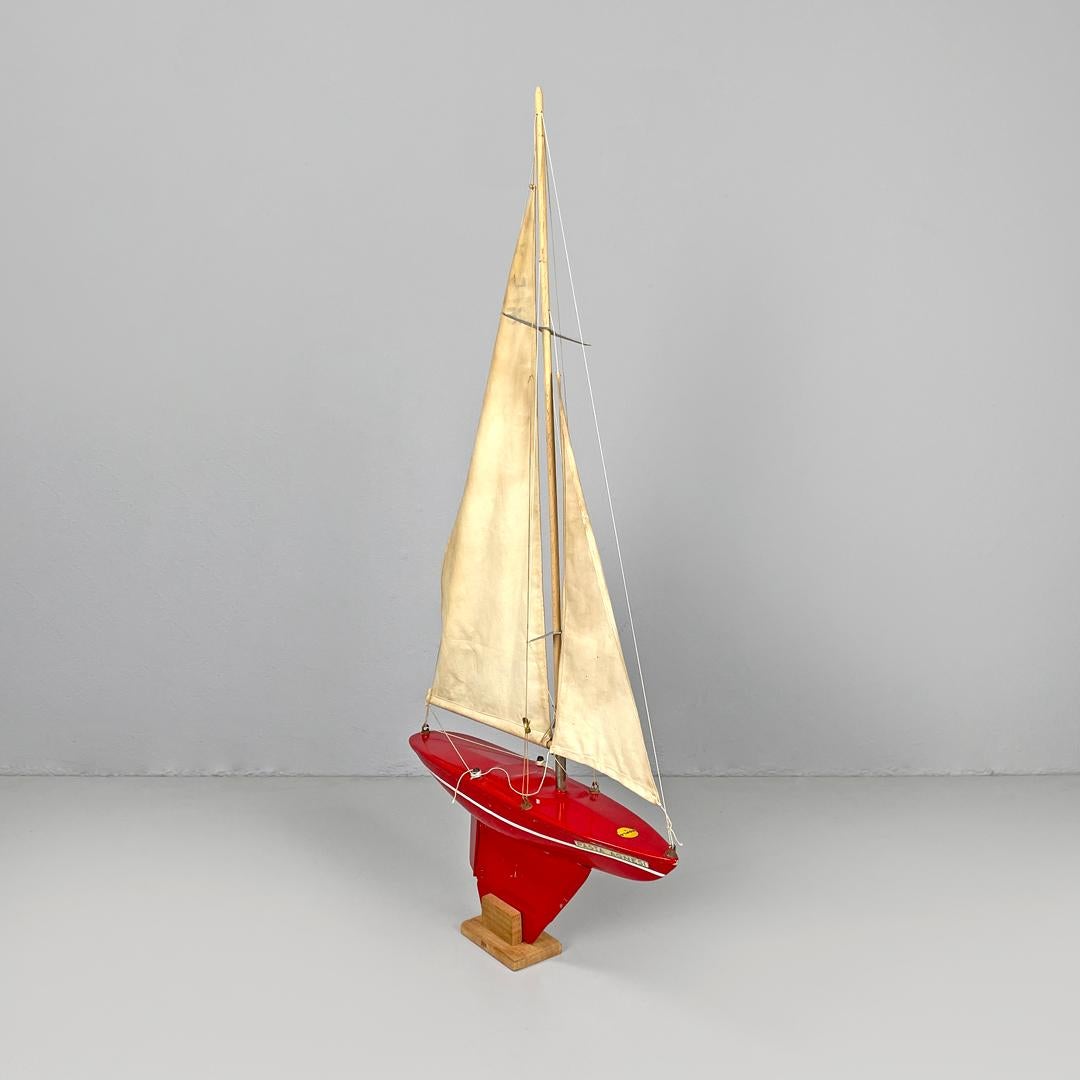 Mid-20th Century English mid-century modern red sailing boat model by Star Yacht Birkenhead 1960s For Sale