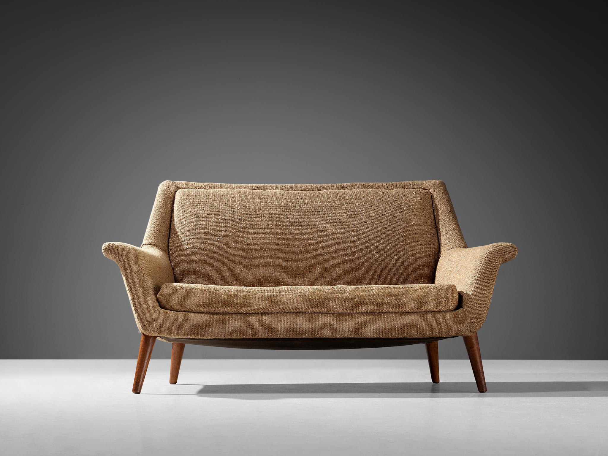 Mid-20th Century English Mid-Century Modern Sofa in Beige Wool and Teak  For Sale