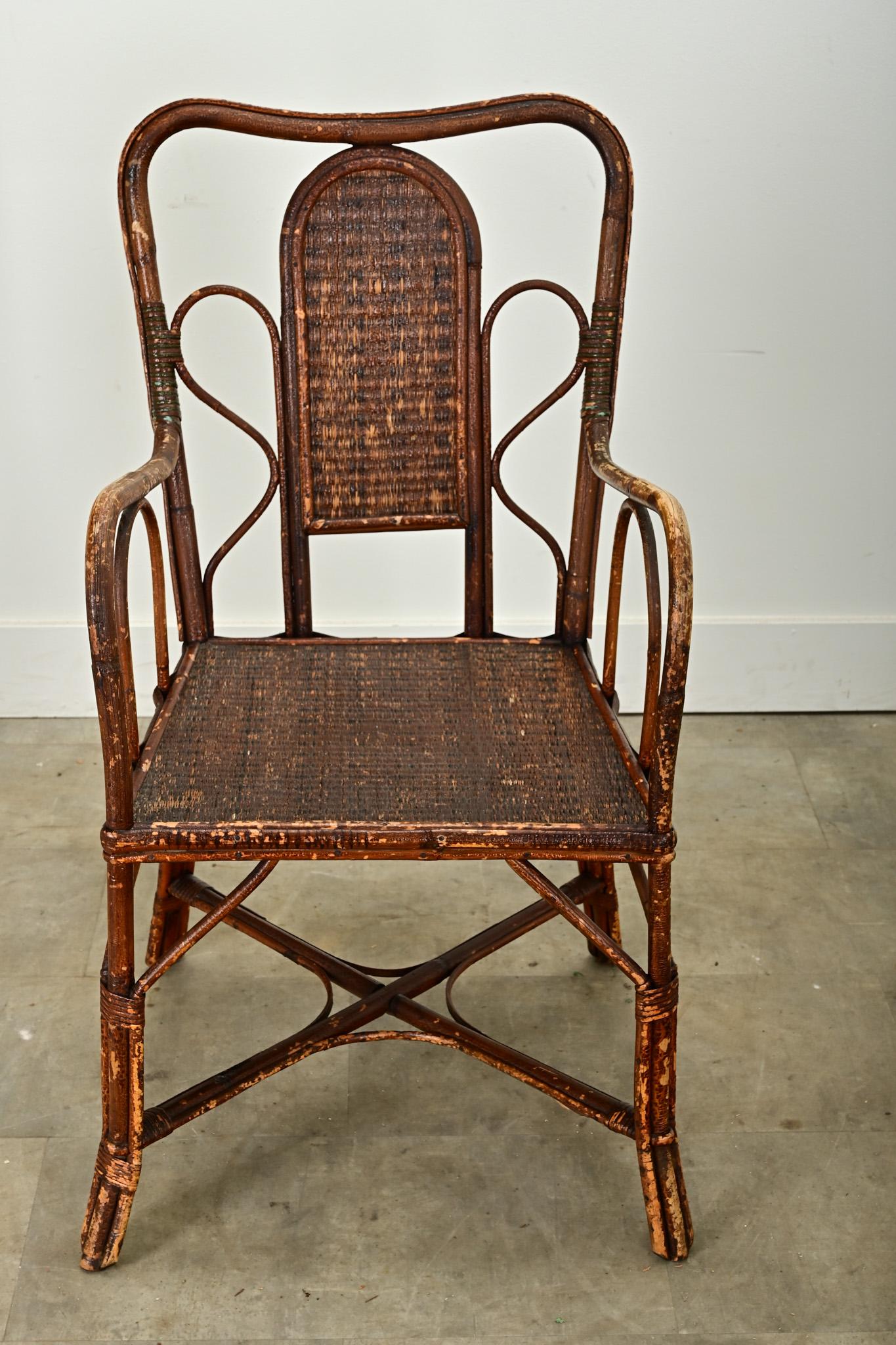 Fauteuil en rotin anglais du milieu du siècle Bon état à Baton Rouge, LA