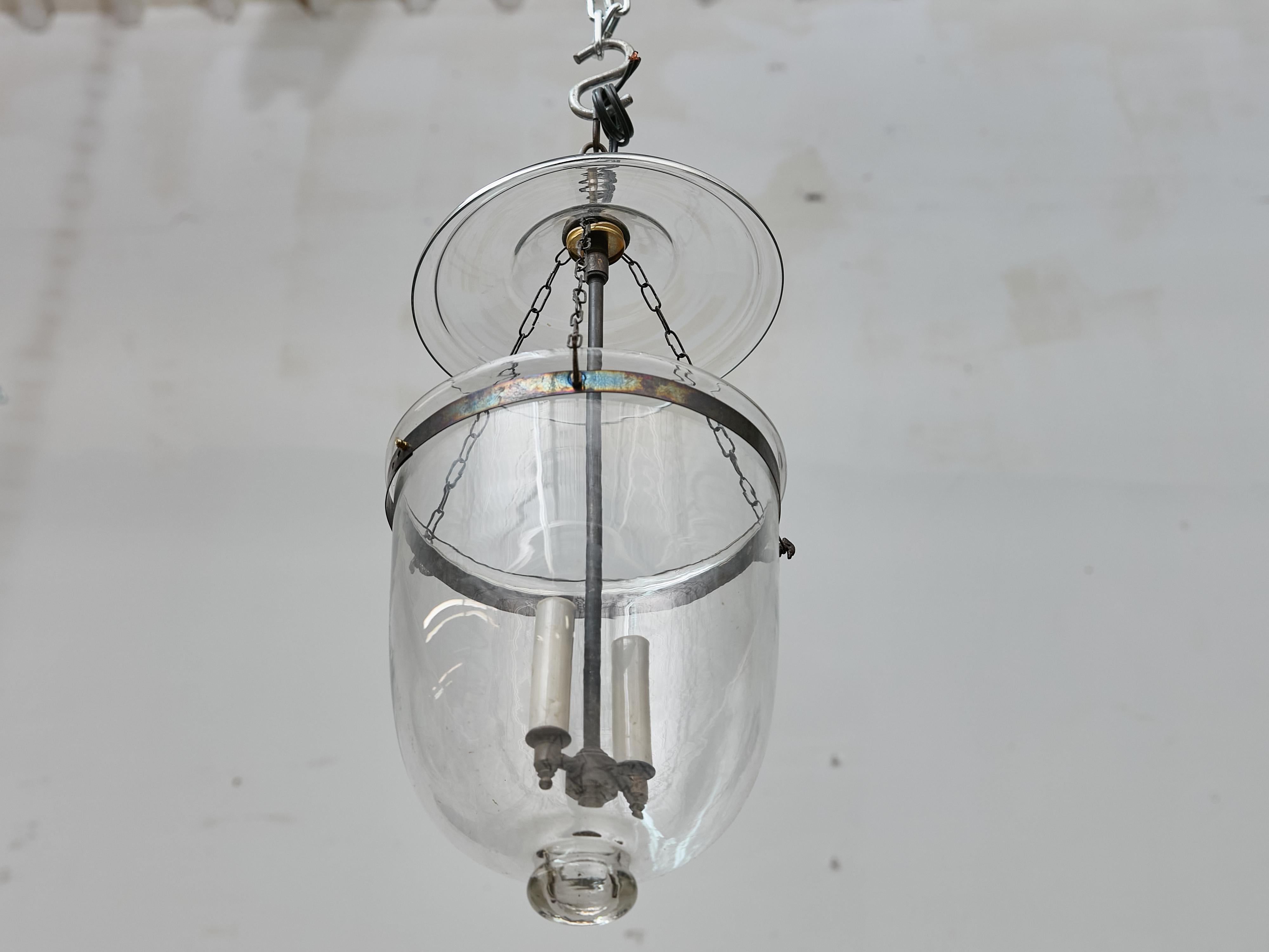 Farol Inglés de Medio Siglo con Dos Luces en Vidrio Soplado a Mano en venta 4