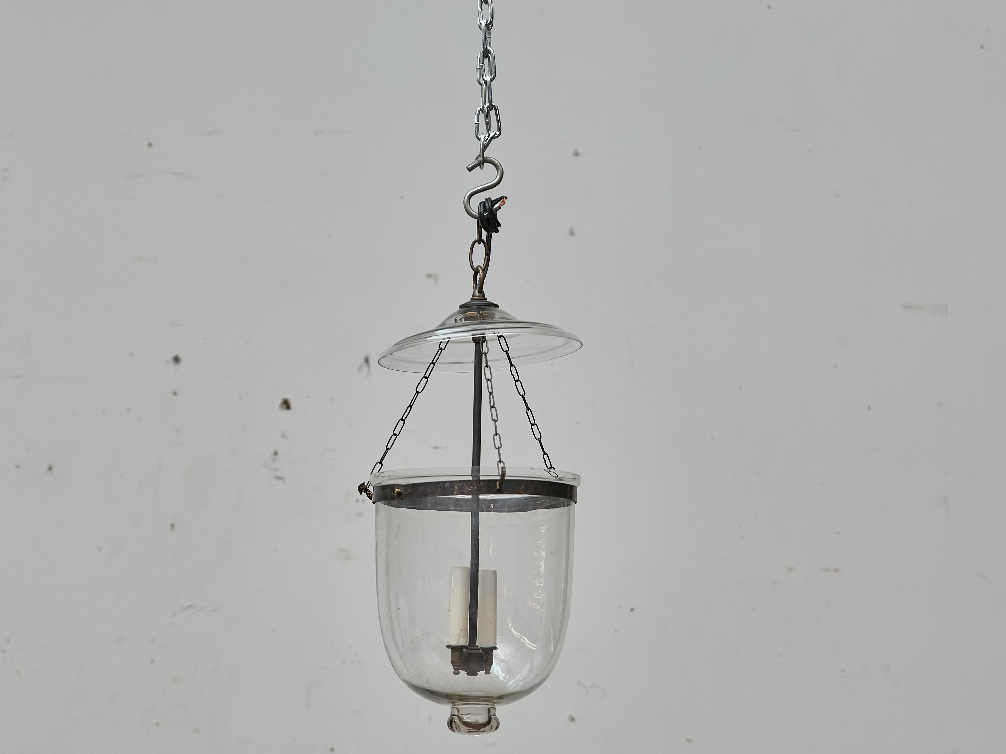 Farol Inglés de Medio Siglo con Dos Luces en Vidrio Soplado a Mano siglo XX en venta