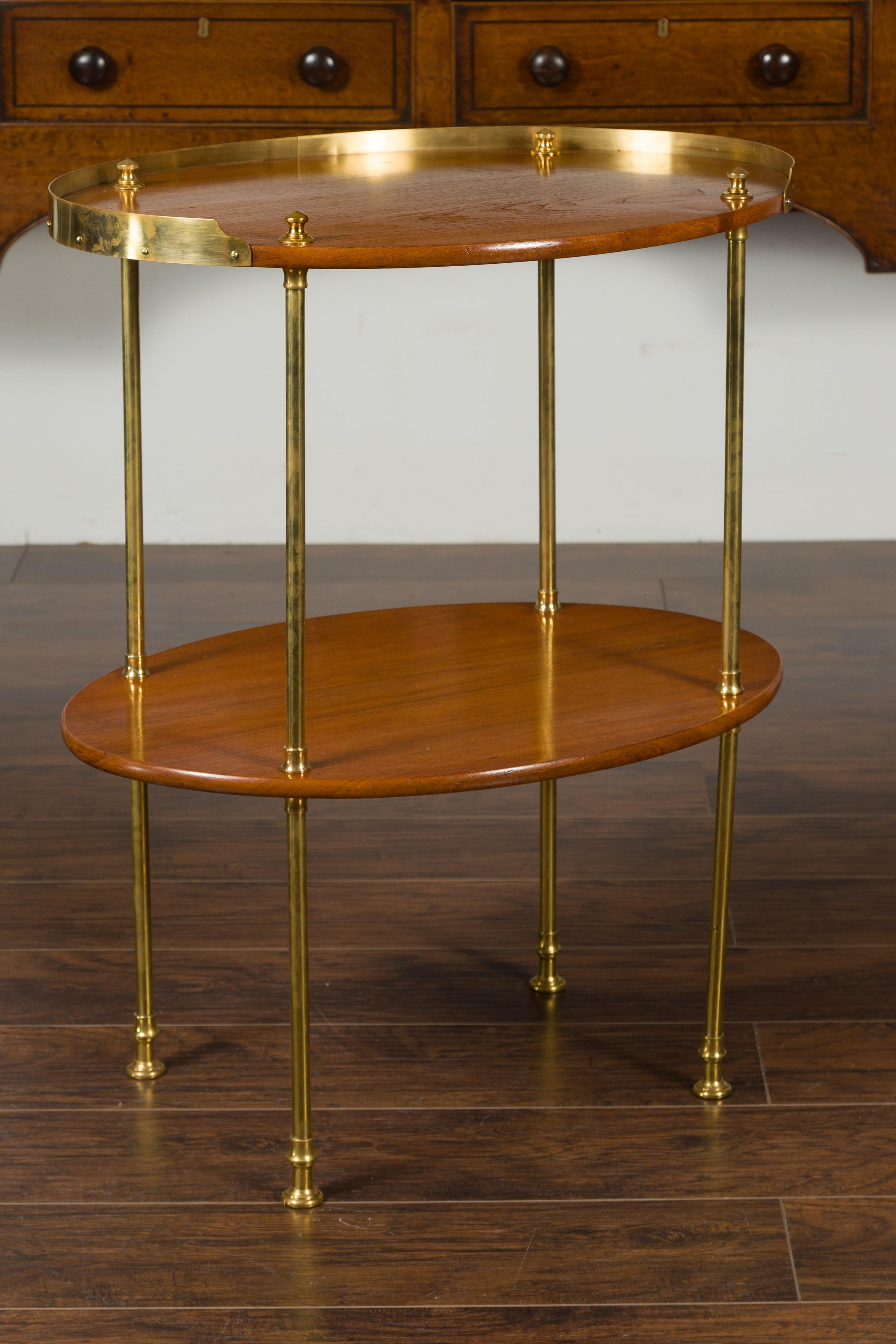English Midcentury Mahogany Oval Two-Tiered Table with Brass Accents For Sale 4