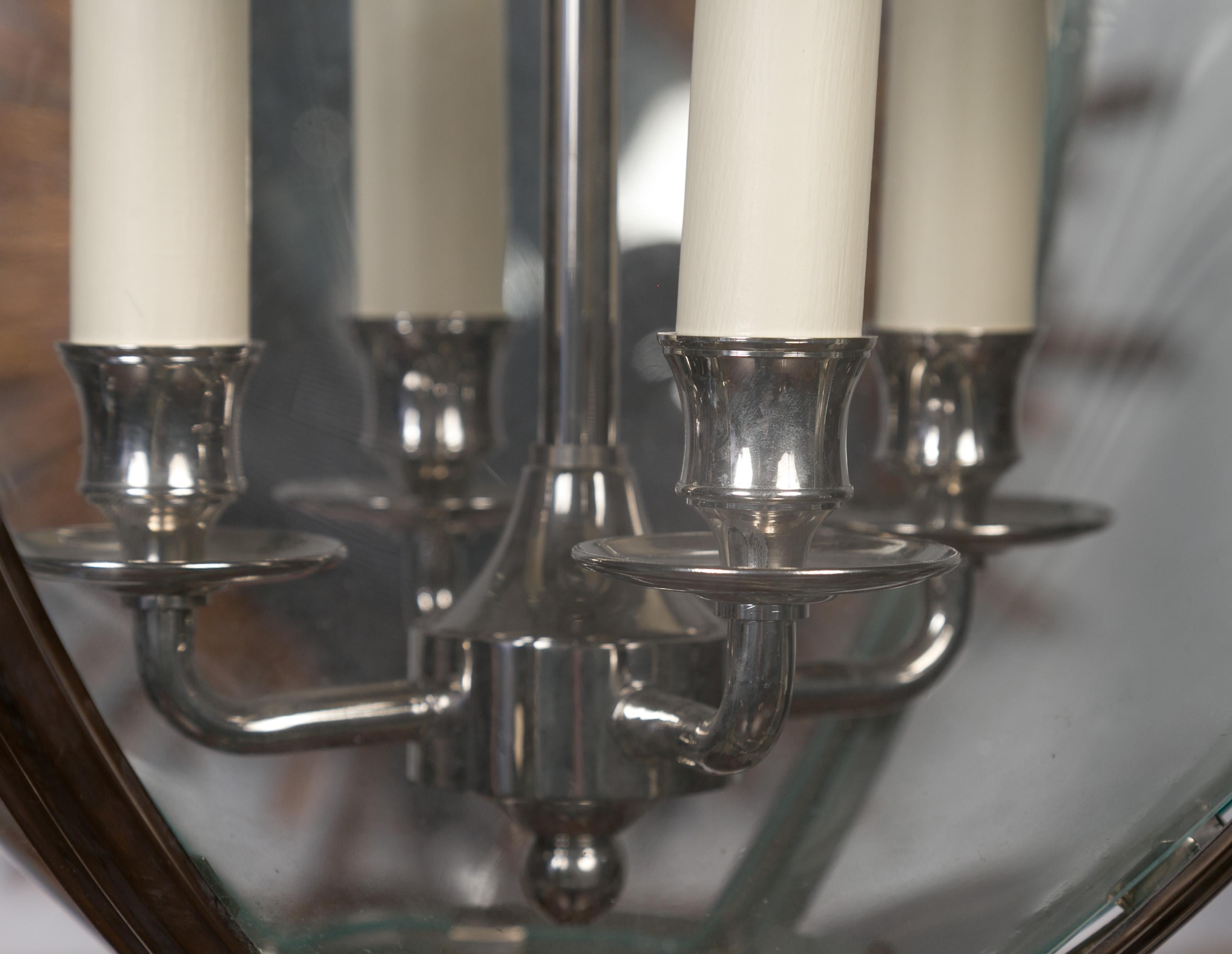 Lanterne ovoïde à quatre lumières en nickel et verre:: style anglais du milieu du siècle:: avec palmettes en vente 3