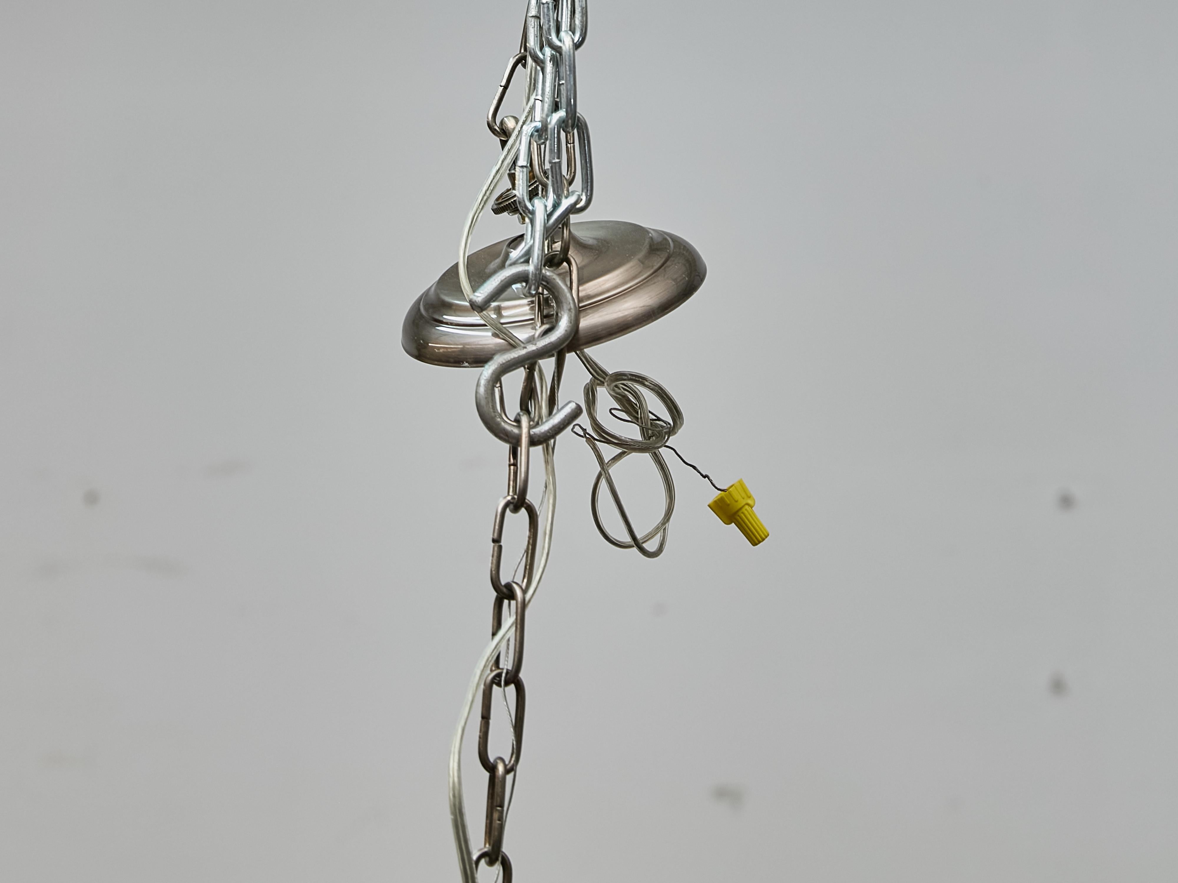 Englische Nickel-Glockenlaterne aus der Jahrhundertmitte mit Glas-Dome und drei Lights im Angebot 1