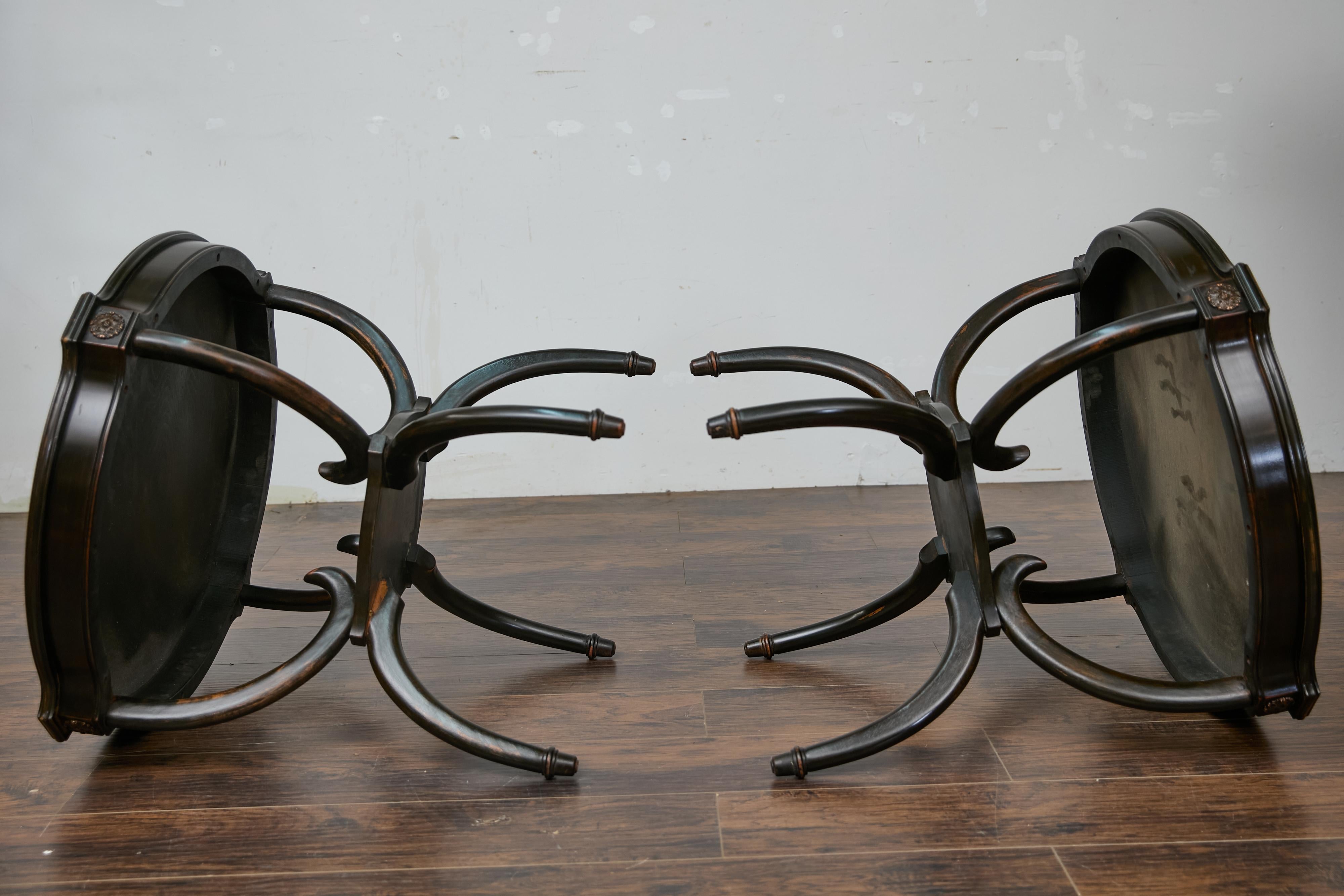 English Midcentury Period Dark Lacquered Side Tables with Neoclassical Accents For Sale 10