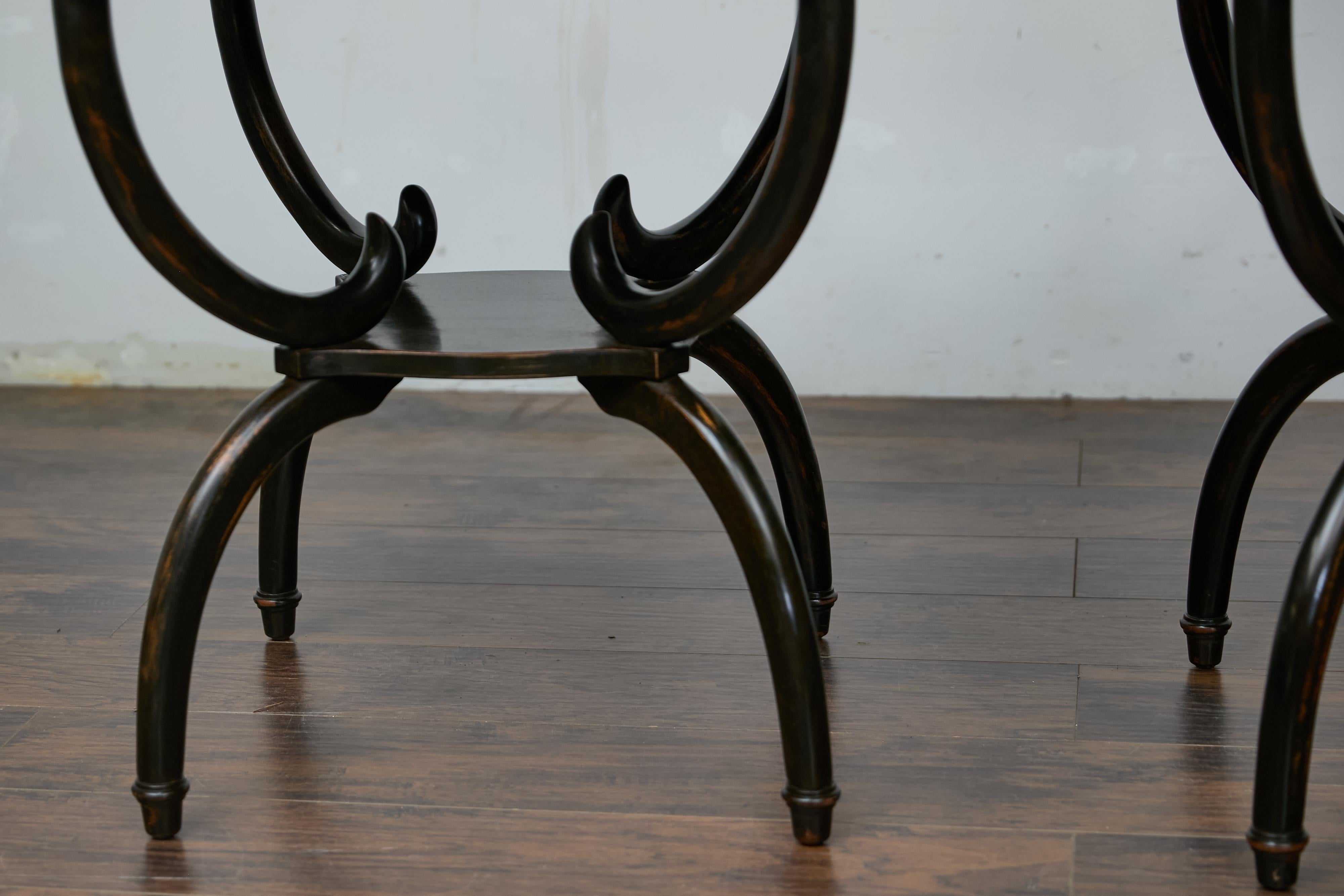 English Midcentury Period Dark Lacquered Side Tables with Neoclassical Accents In Good Condition For Sale In Atlanta, GA