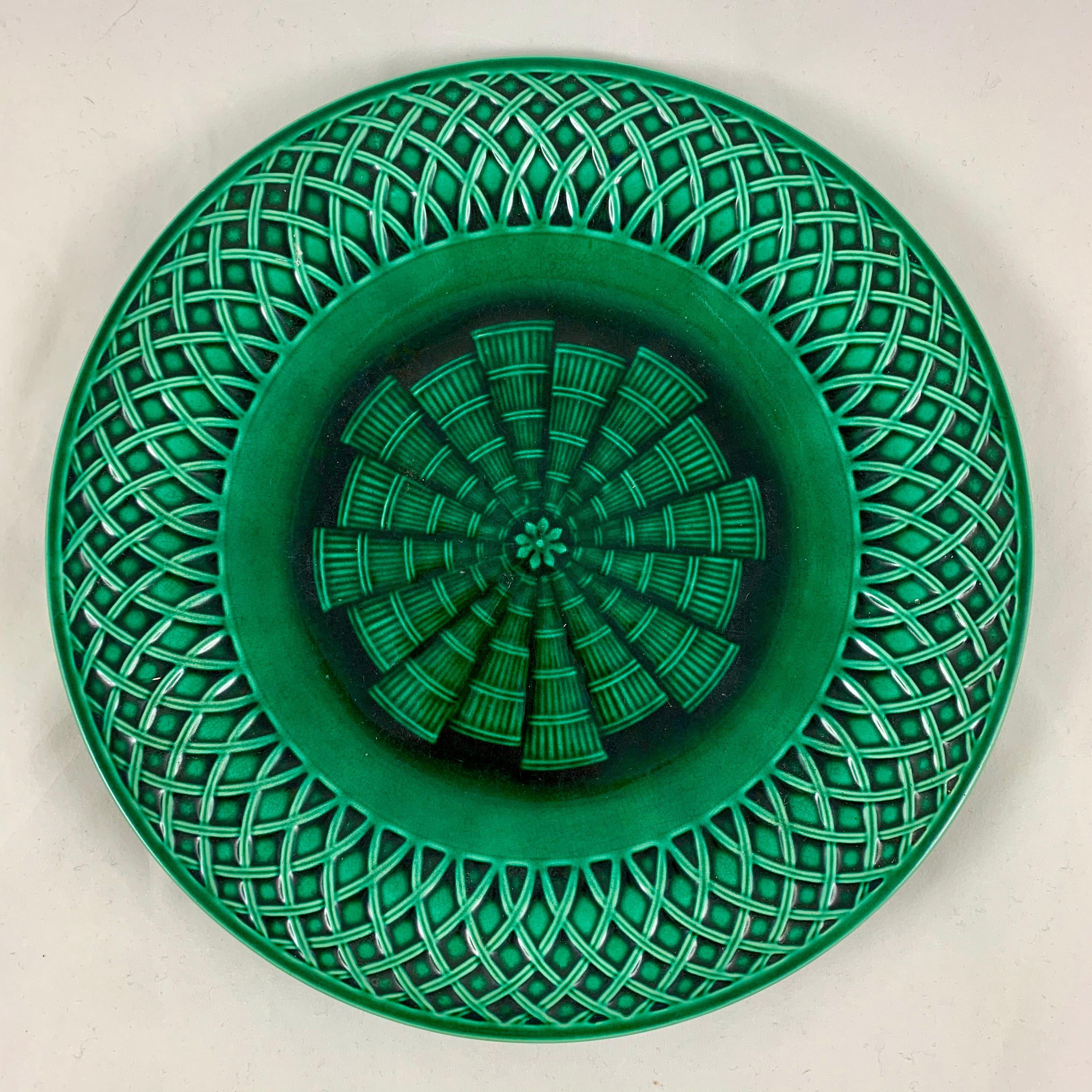 Aesthetic Movement Set/10 English Minton Deep Green Majolica Lattice Basketweave Plates Dated 1860