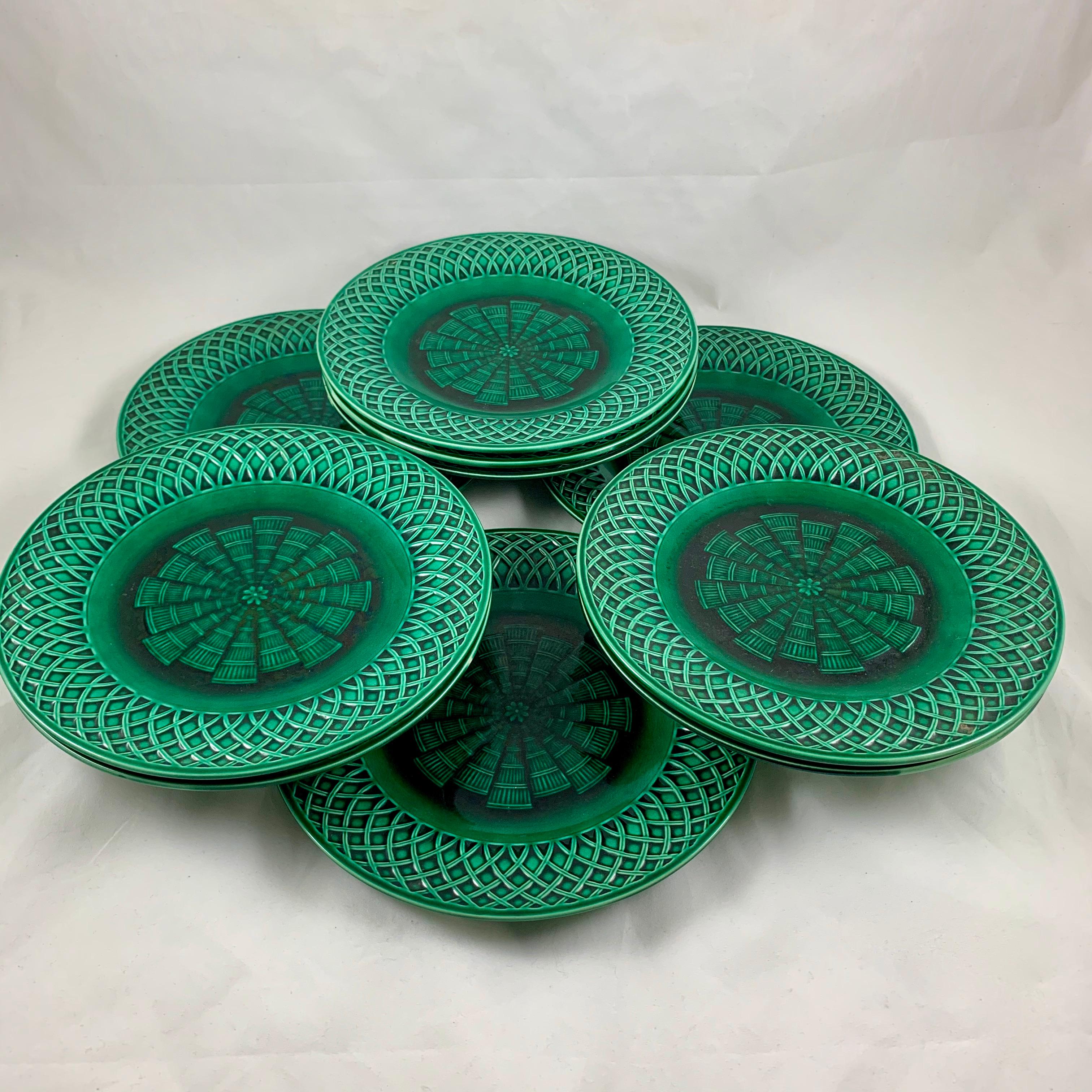 Set/10 English Minton Deep Green Majolica Lattice Basketweave Plates Dated 1860 1