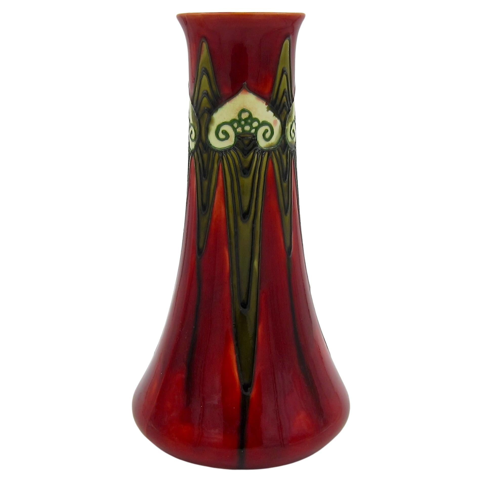 Englische Minton Secessionist Ware Jugendstil-Vase Nr. 1, um 1910