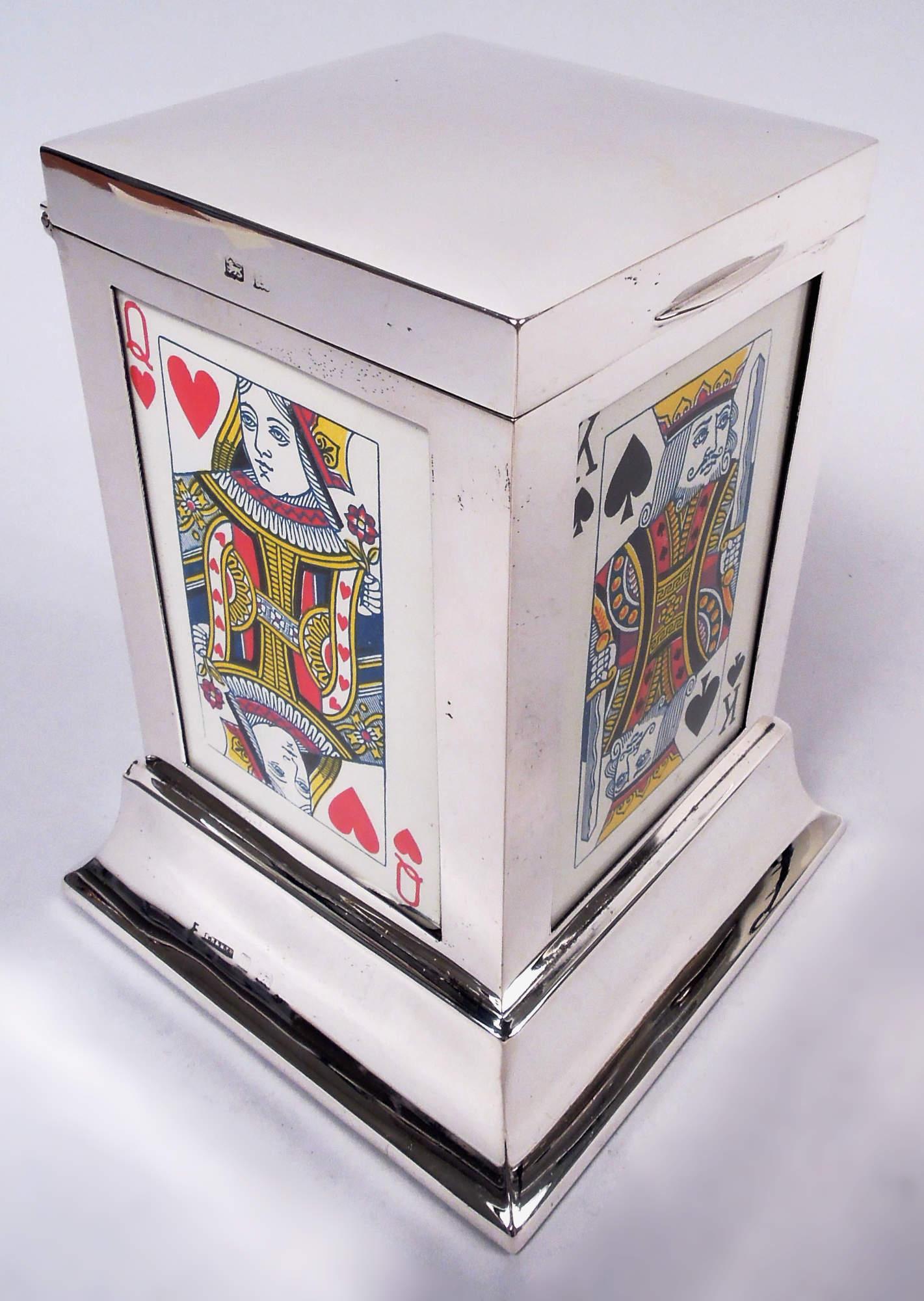 English Modern Classical Sterling Silver Playing Cards Box 1926 In Good Condition For Sale In New York, NY