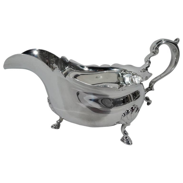 English Modern Sterling Silver Gravy Boat For Sale at 1stDibs