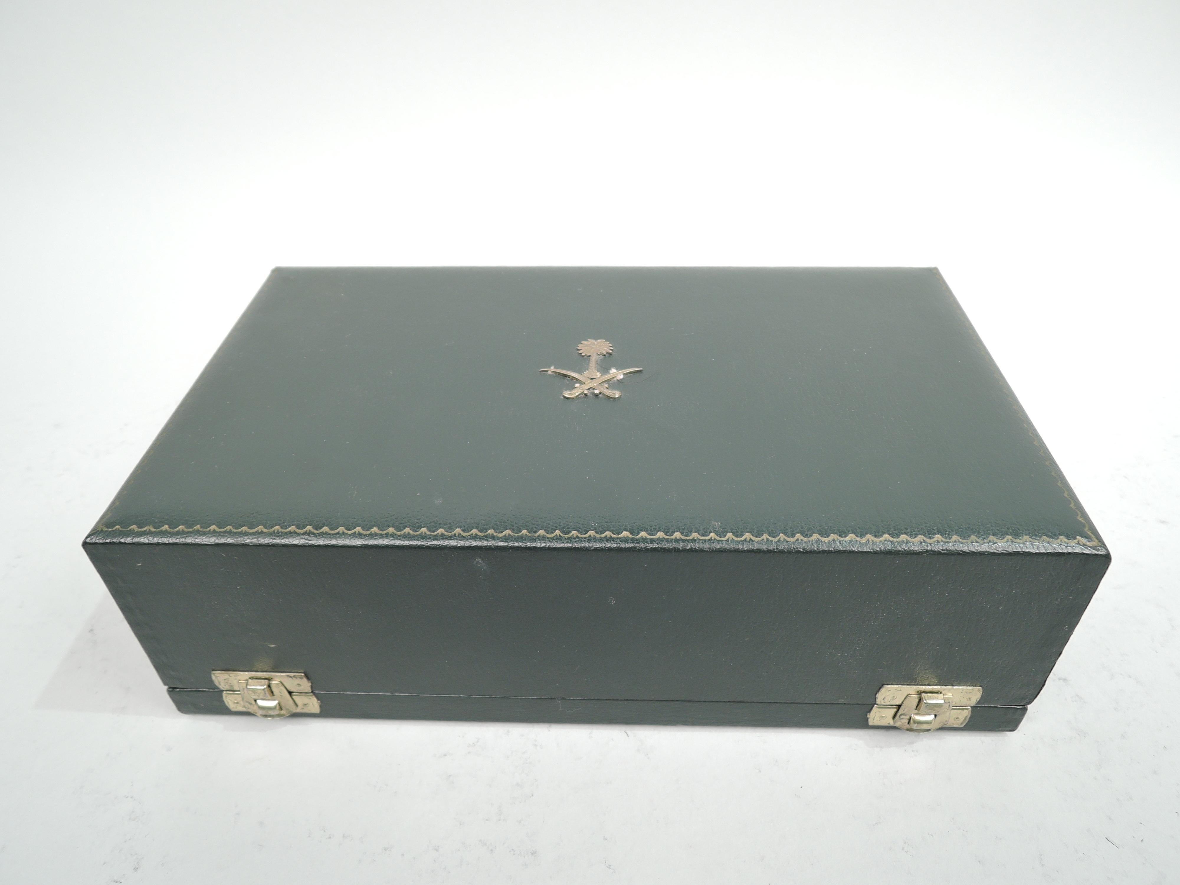 English Modern Sterling Silver Box with Saudi Arabia Association 5