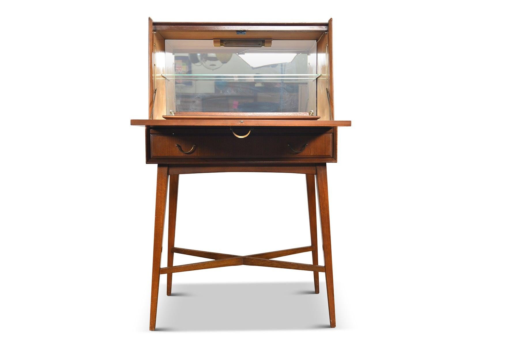 Grande armoire à cocktail moderne anglaise du milieu du siècle dernier en vente 6