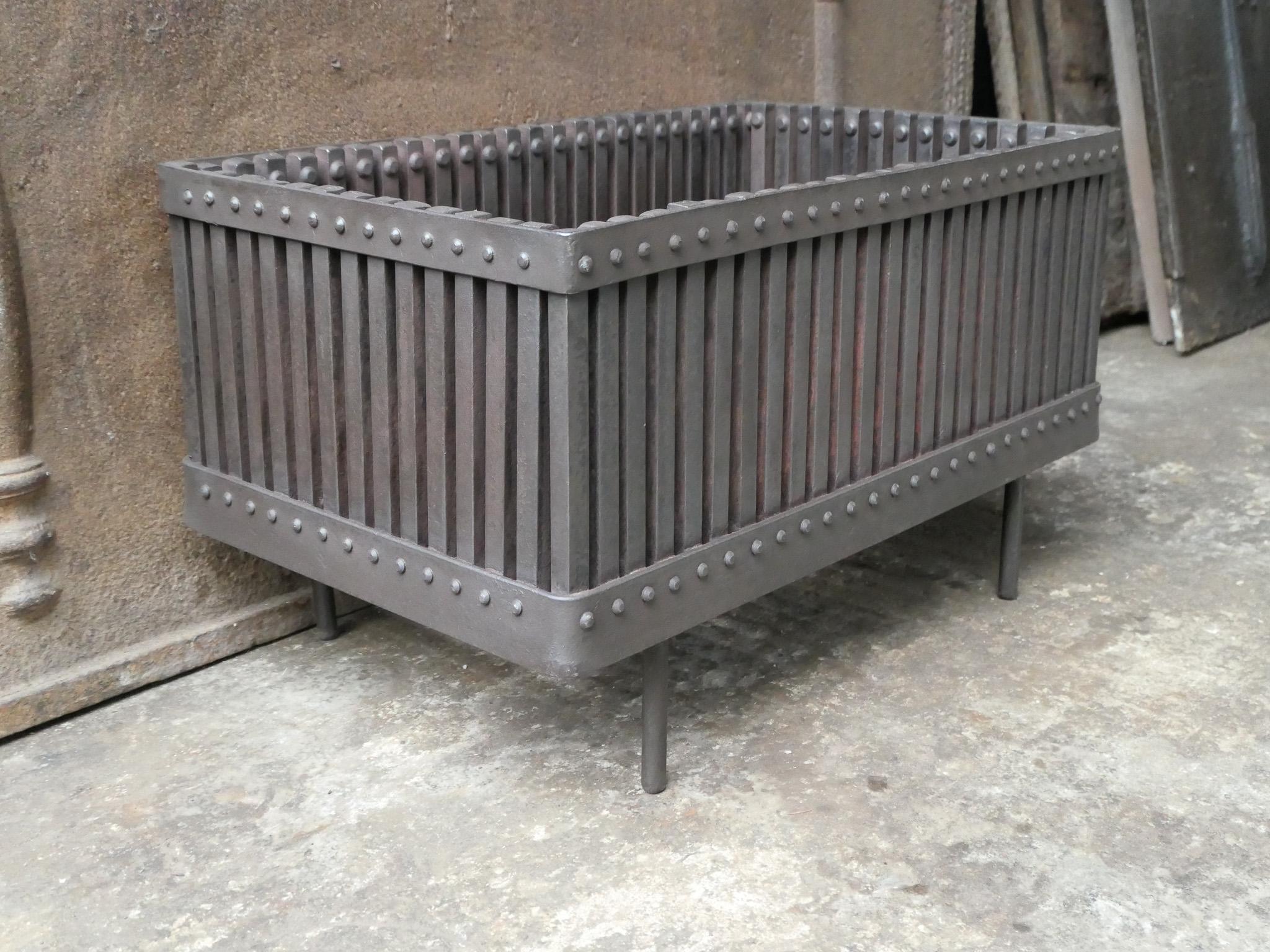 English Modernist Fireplace Grate, Fire Grate For Sale 4