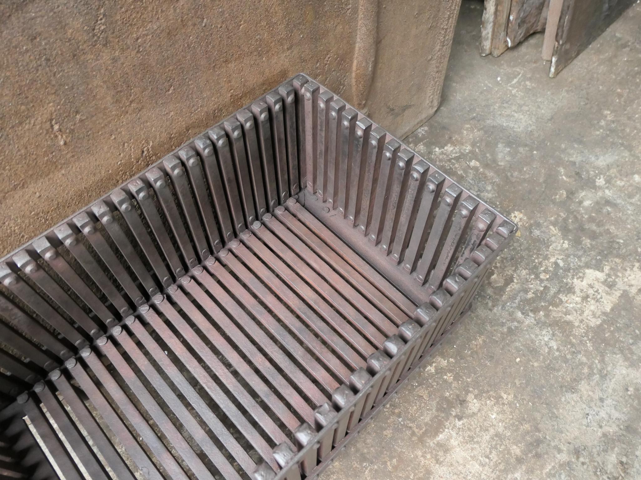 English Modernist Fireplace Grate, Fire Grate For Sale 3