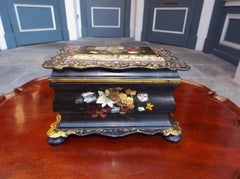 English Mother of Pearl and Papier Mâché Tea Caddy with Lidded Interior, C. 1810