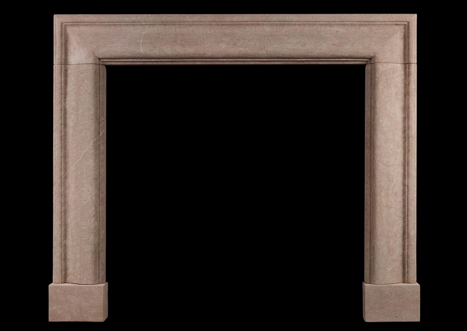 English Moulded Bolection Fireplace in Bath Stone In New Condition For Sale In London, GB