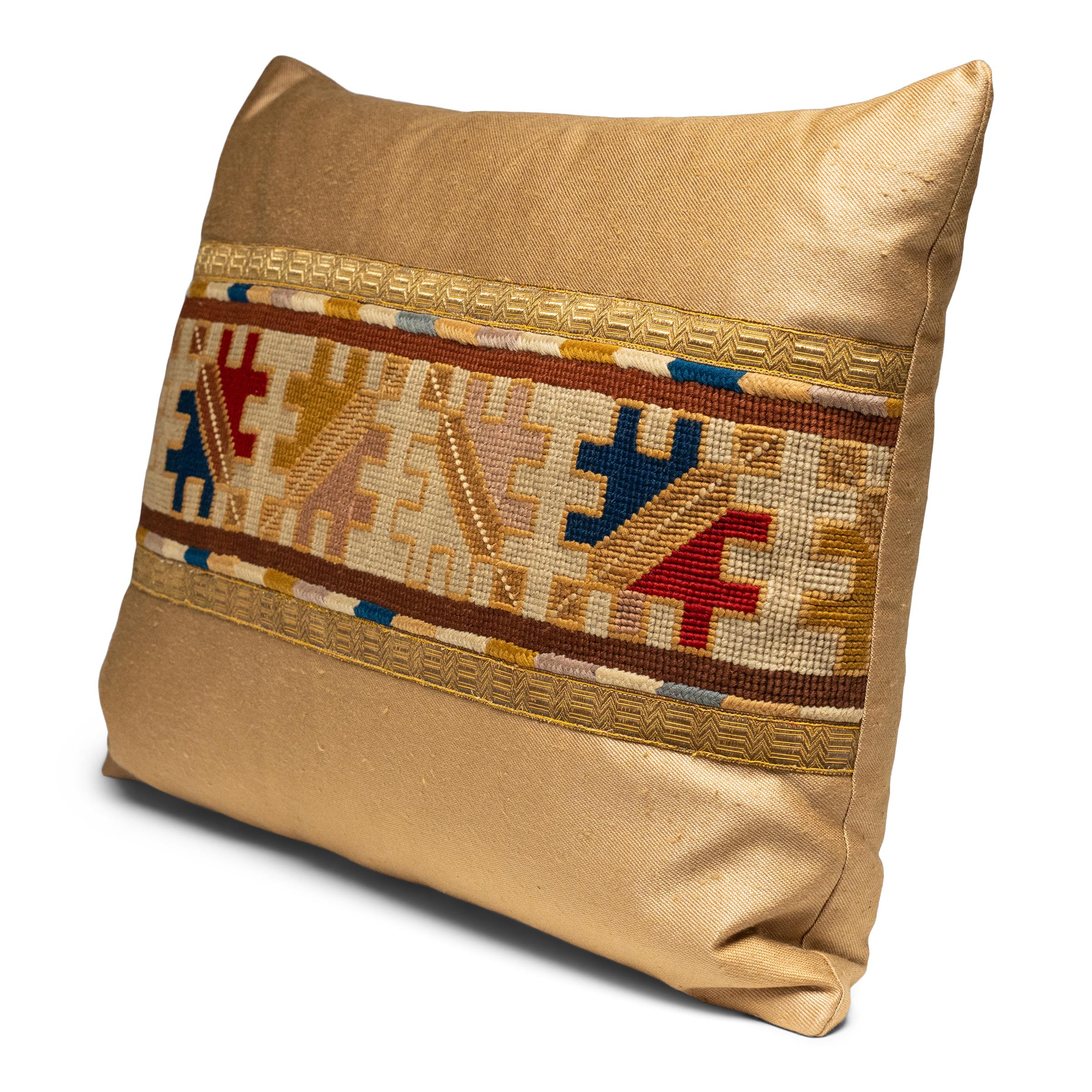 Artisanat Oreiller en tissu aux points d'aiguille anglais en vente