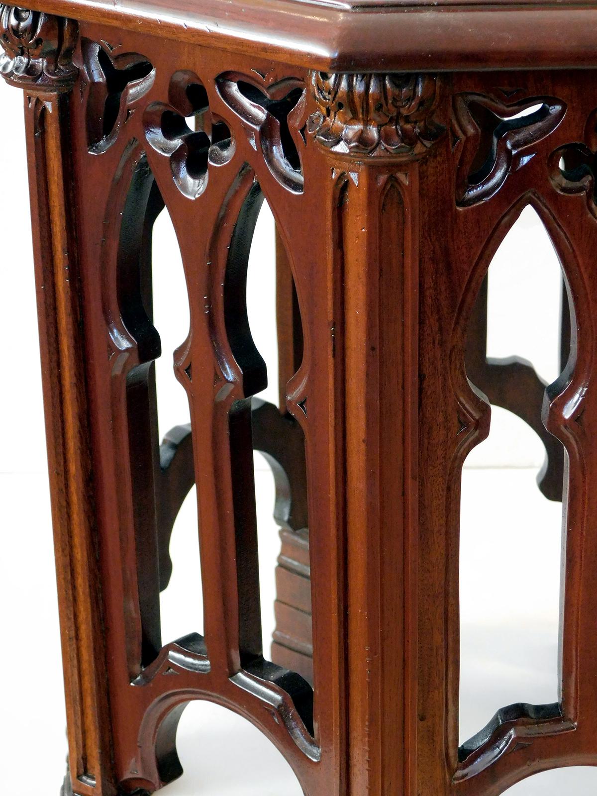 Hand-Carved English Neo-Gothic Style Carved Solid Mahogany Octagonal Side / Drinks Table For Sale