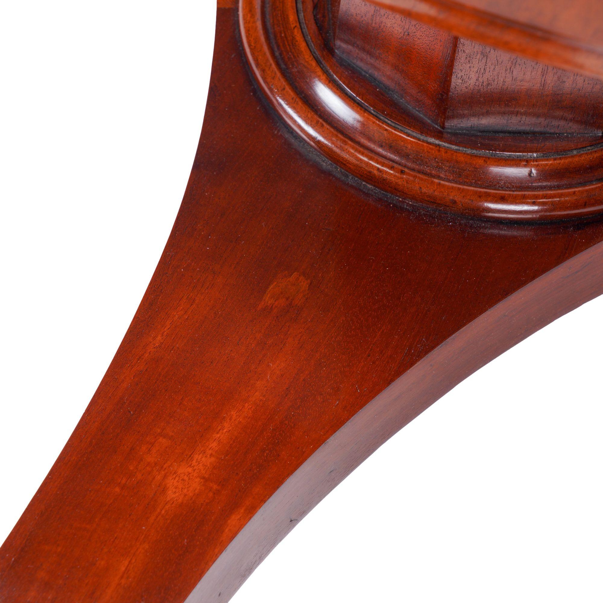 English Neoclassic mahogany circular tilt top pedestal table, c. 1830 For Sale 3
