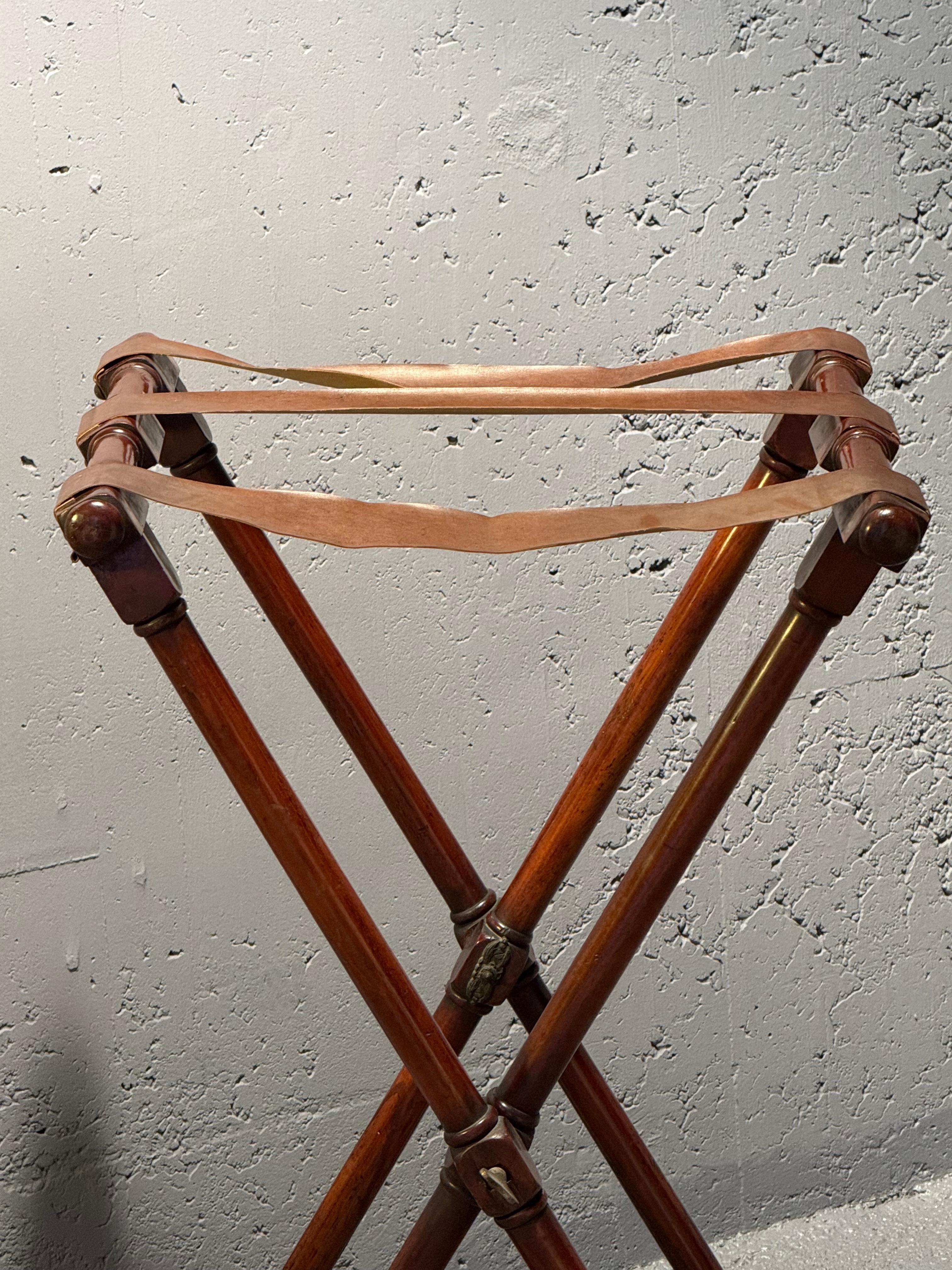 Legno Tavolino da salotto inglese in vendita