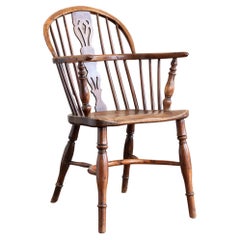 Englischer Windsor-Stuhl aus Eibe mit Doppelbogen aus dem neunzehnten Jahrhundert