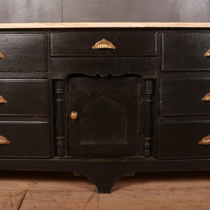 English North Country Painted Sideboard In Good Condition In Leamington Spa, Warwickshire