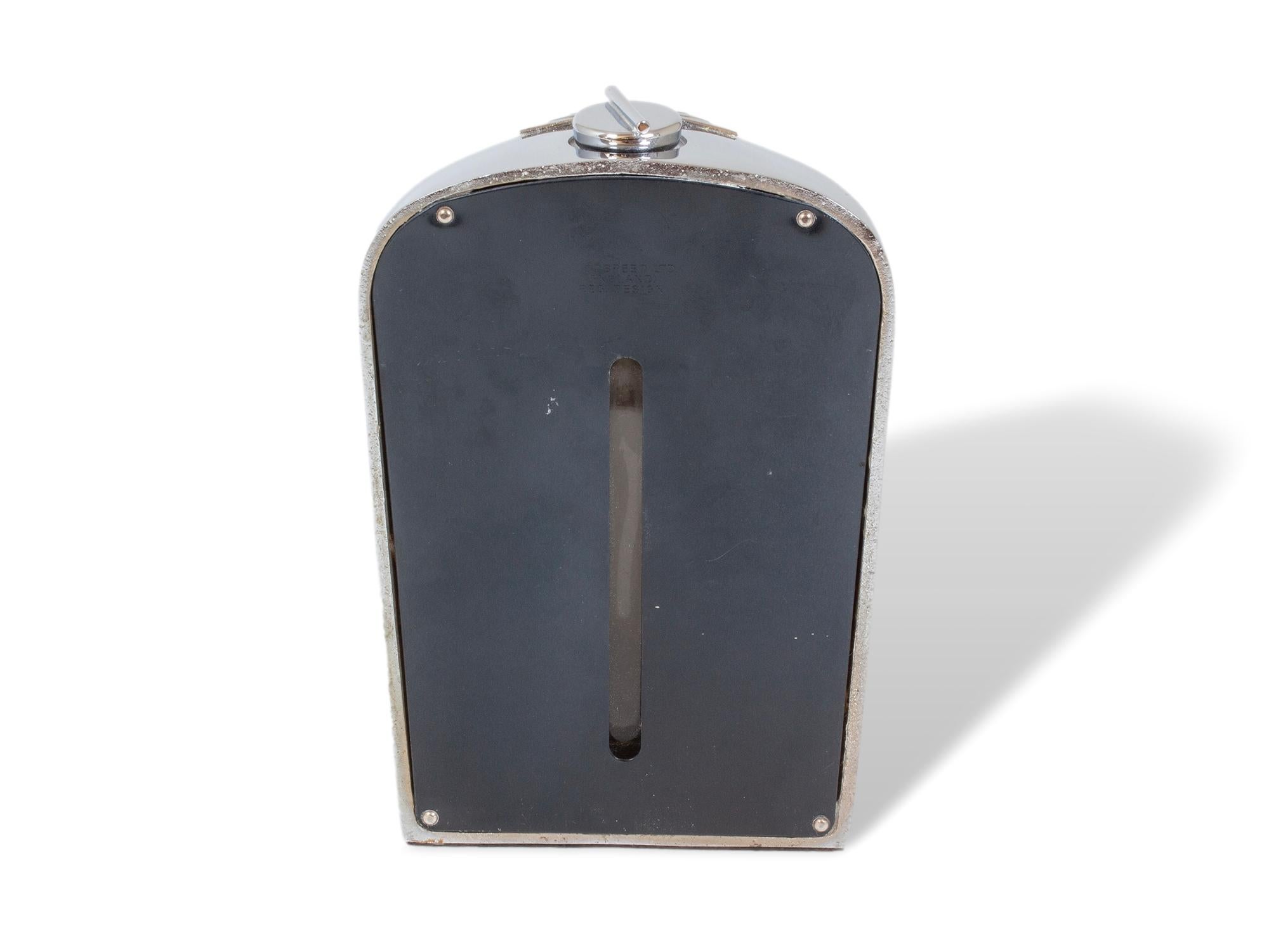 Englisch Neuheit Jaguar SS Auto Kühler Dekanter von Ruddspeed Mid-Century Modern (Britisch) im Angebot