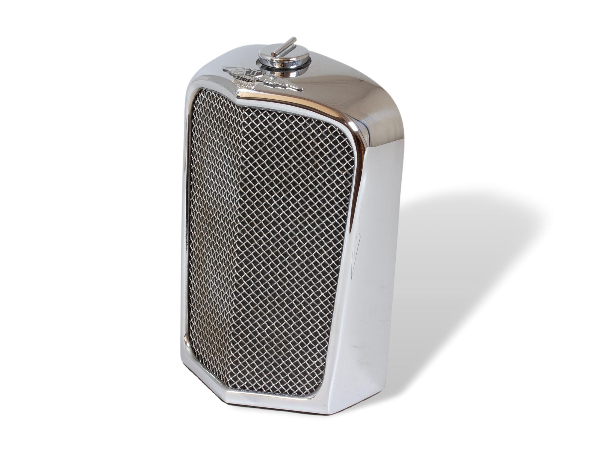 Englisch Neuheit Jaguar SS Auto Kühler Dekanter von Ruddspeed Mid-Century Modern im Zustand „Gut“ im Angebot in Northampton, GB