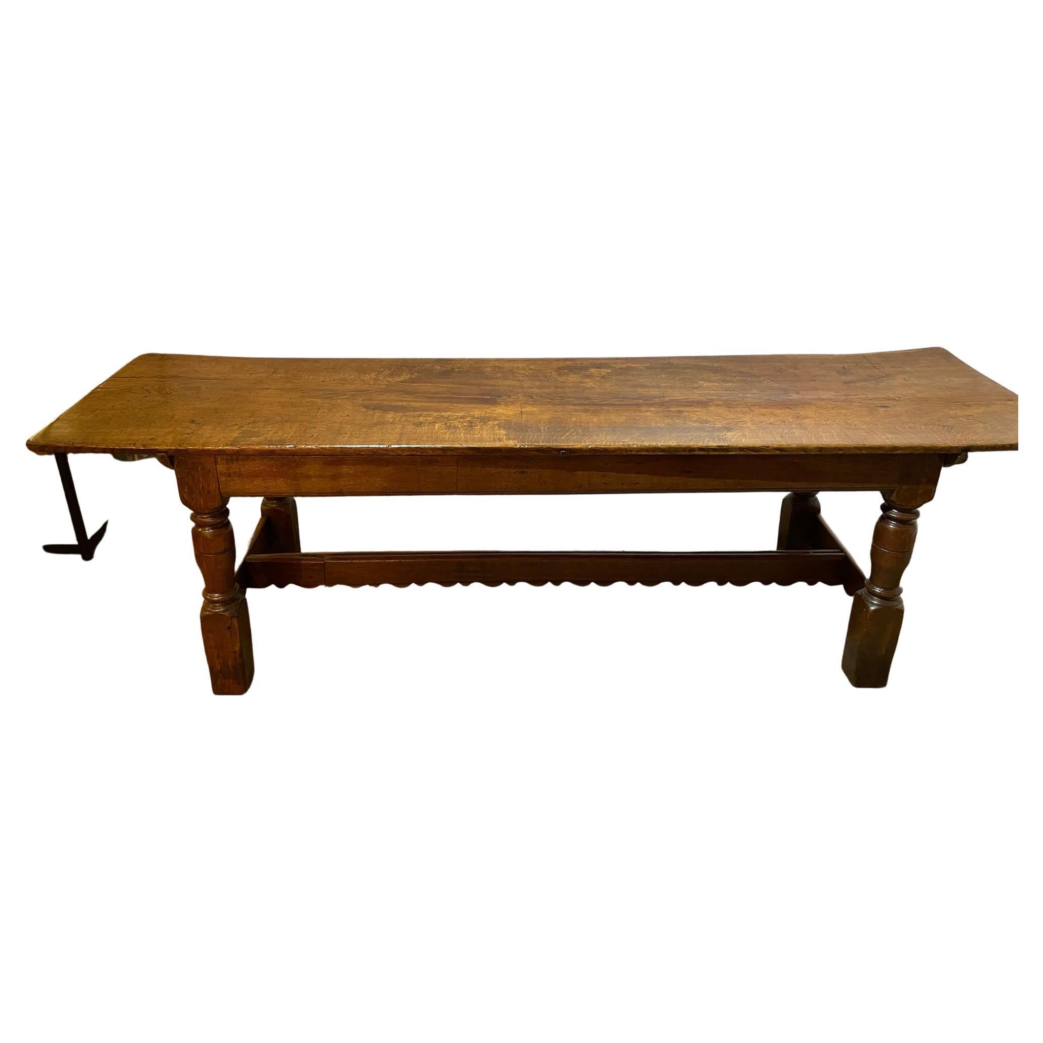 Fabulous refectory table with a single 27