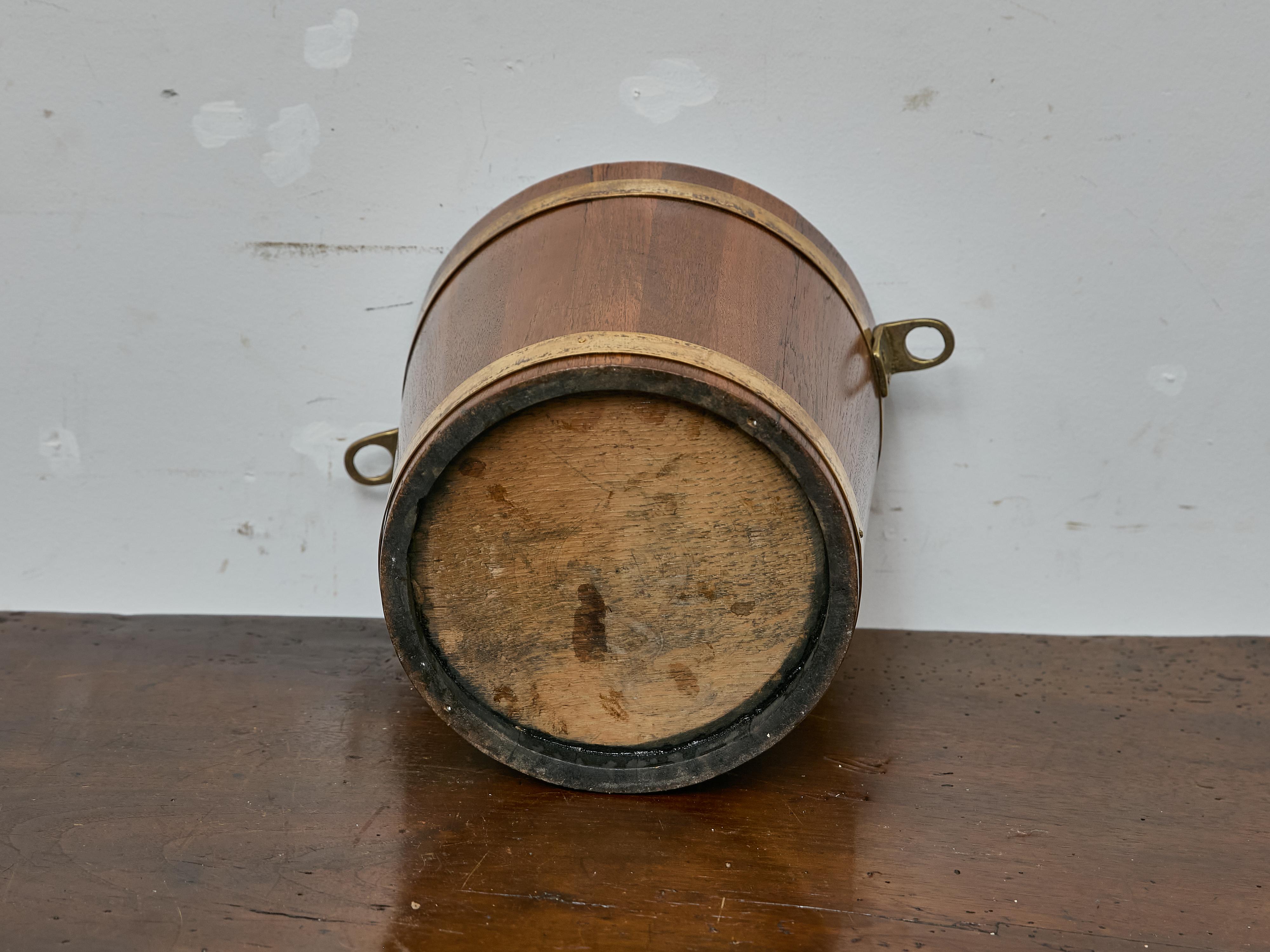 Rustic English Oak and Brass Bucket with Side Lugs, 19th Century For Sale