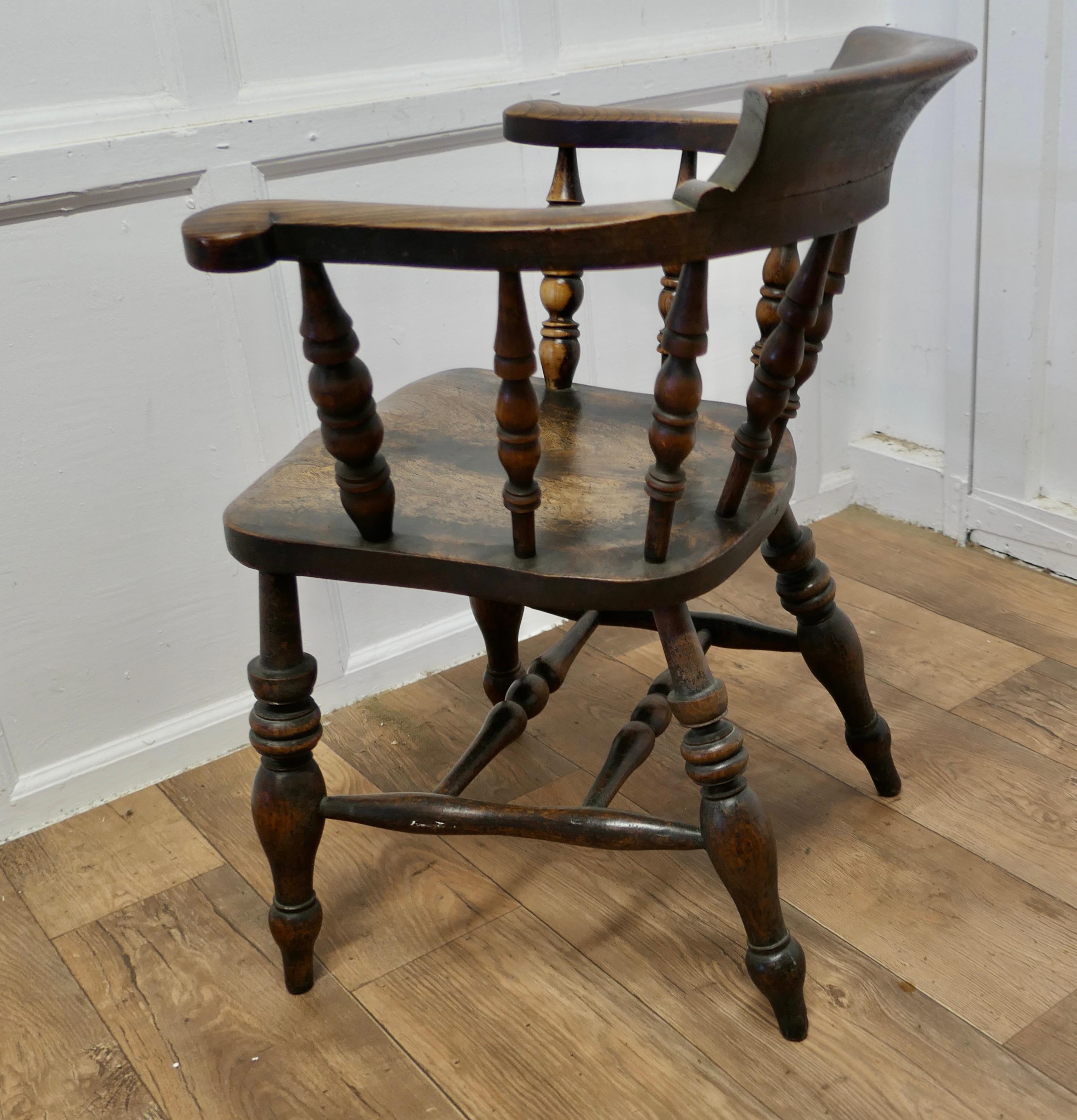  English Oak and Elm Windsor Carver Chair     For Sale 2