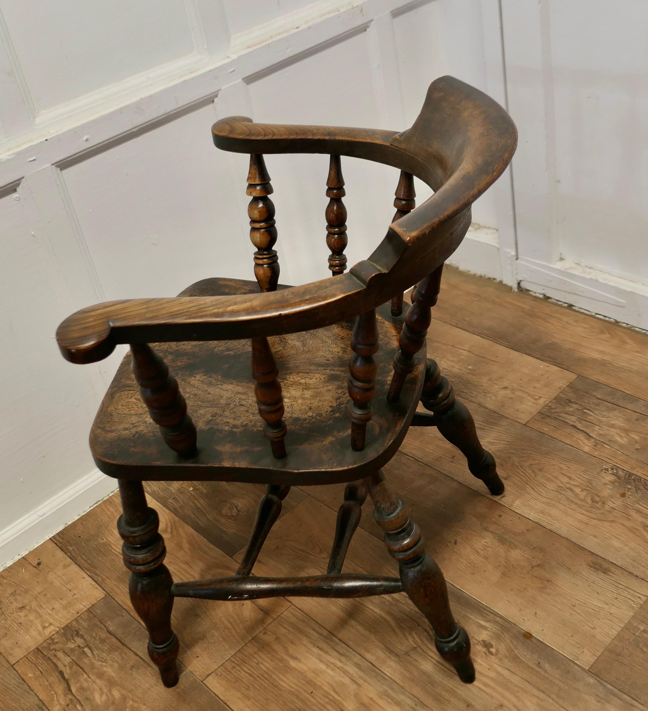  English Oak and Elm Windsor Carver Chair     For Sale 3