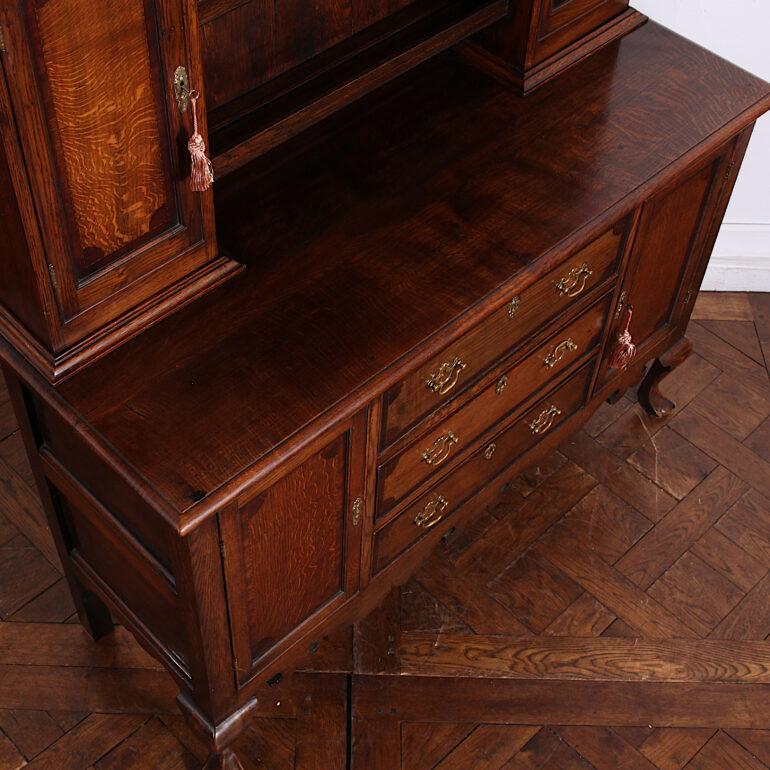 English Oak and Mahogany 'Welsh Dresser' Buffet Sideboard In Good Condition In Vancouver, British Columbia