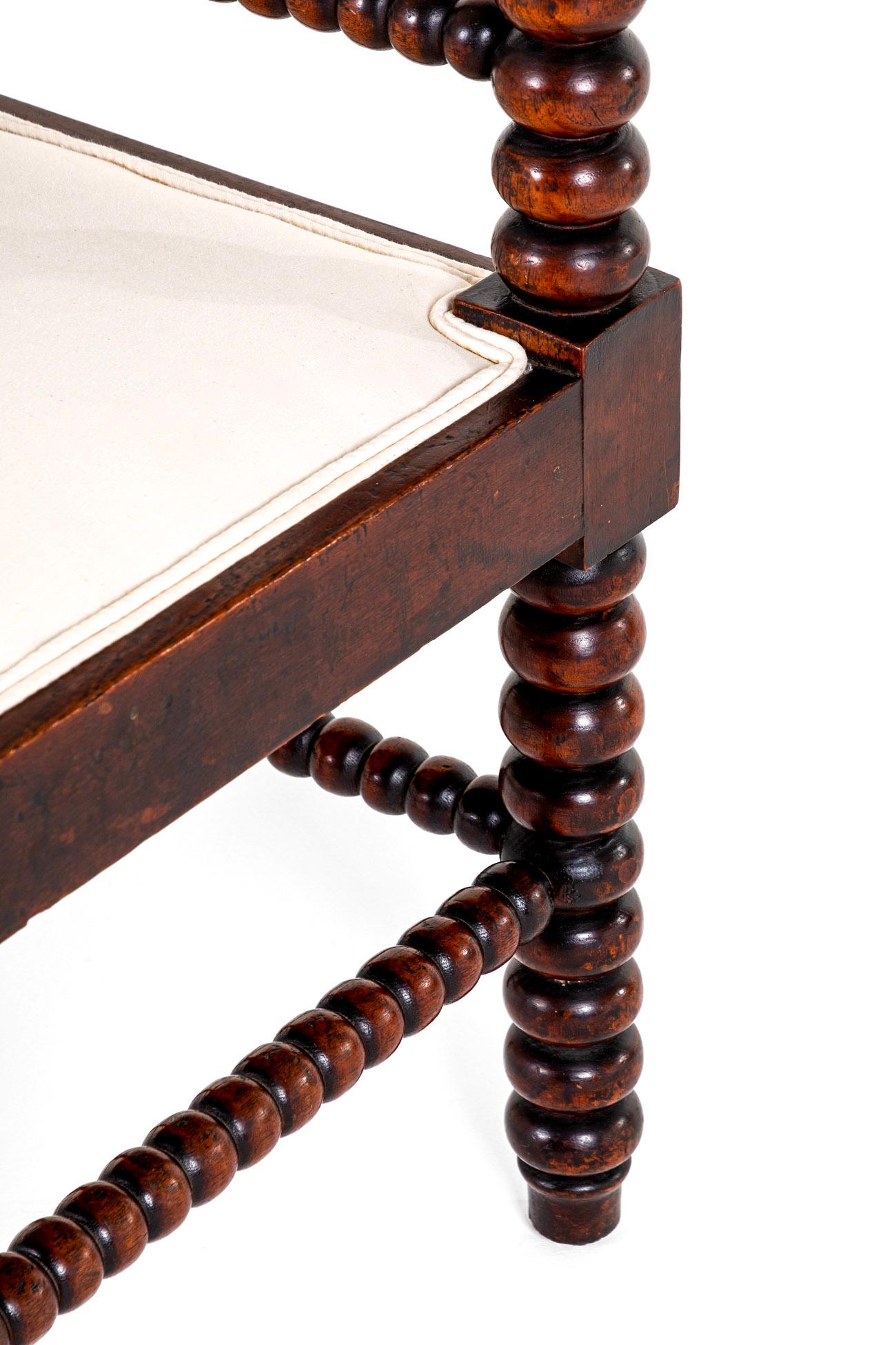 English Oak Bobbin Corner Chair en vente 3