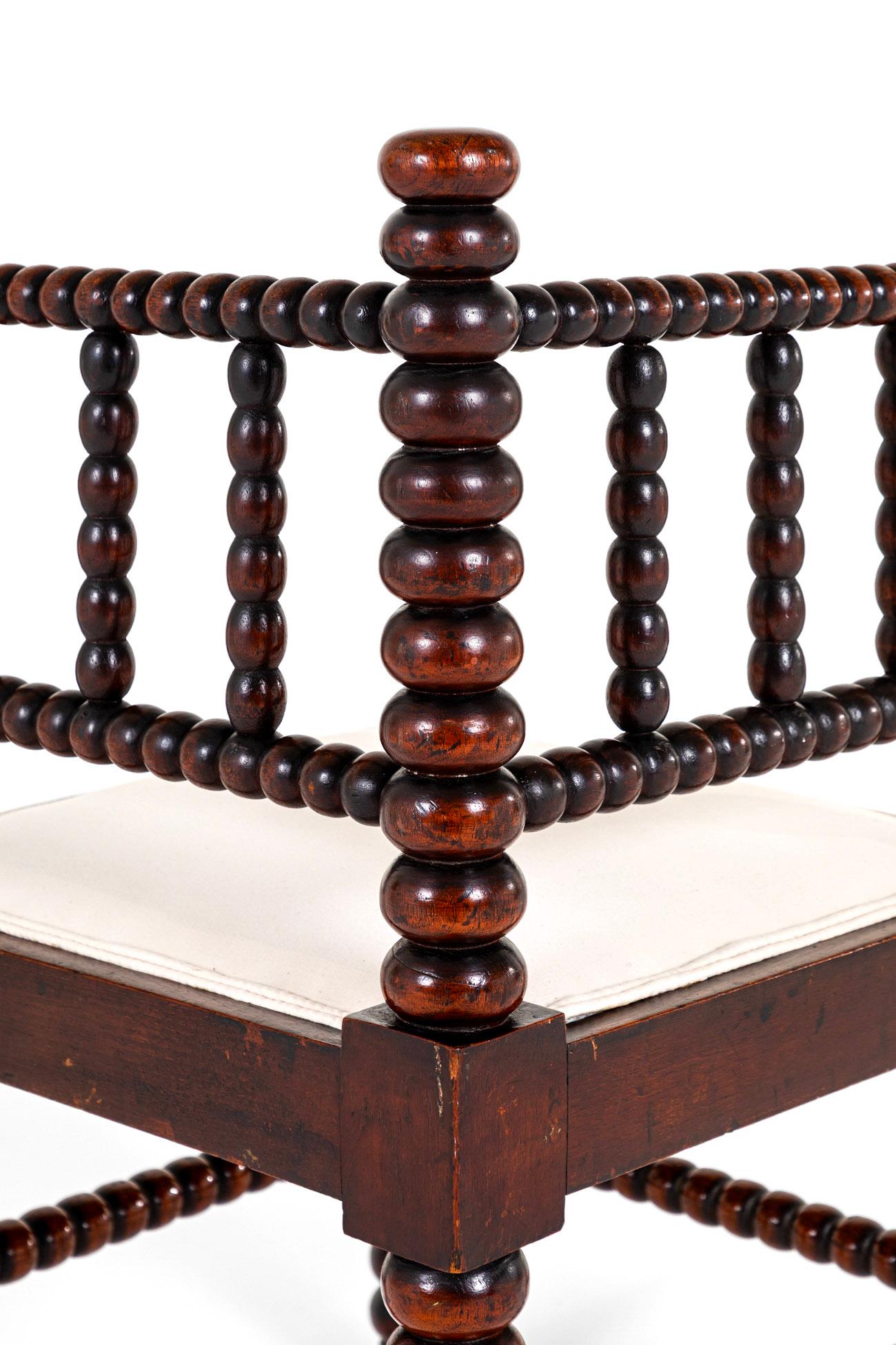 English Oak Bobbin Corner Chair en vente 4