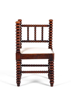 English Oak Bobbin Eckstuhl