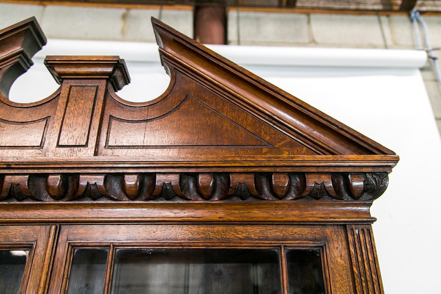 English Oak Bookcase/Display Cabinet 2