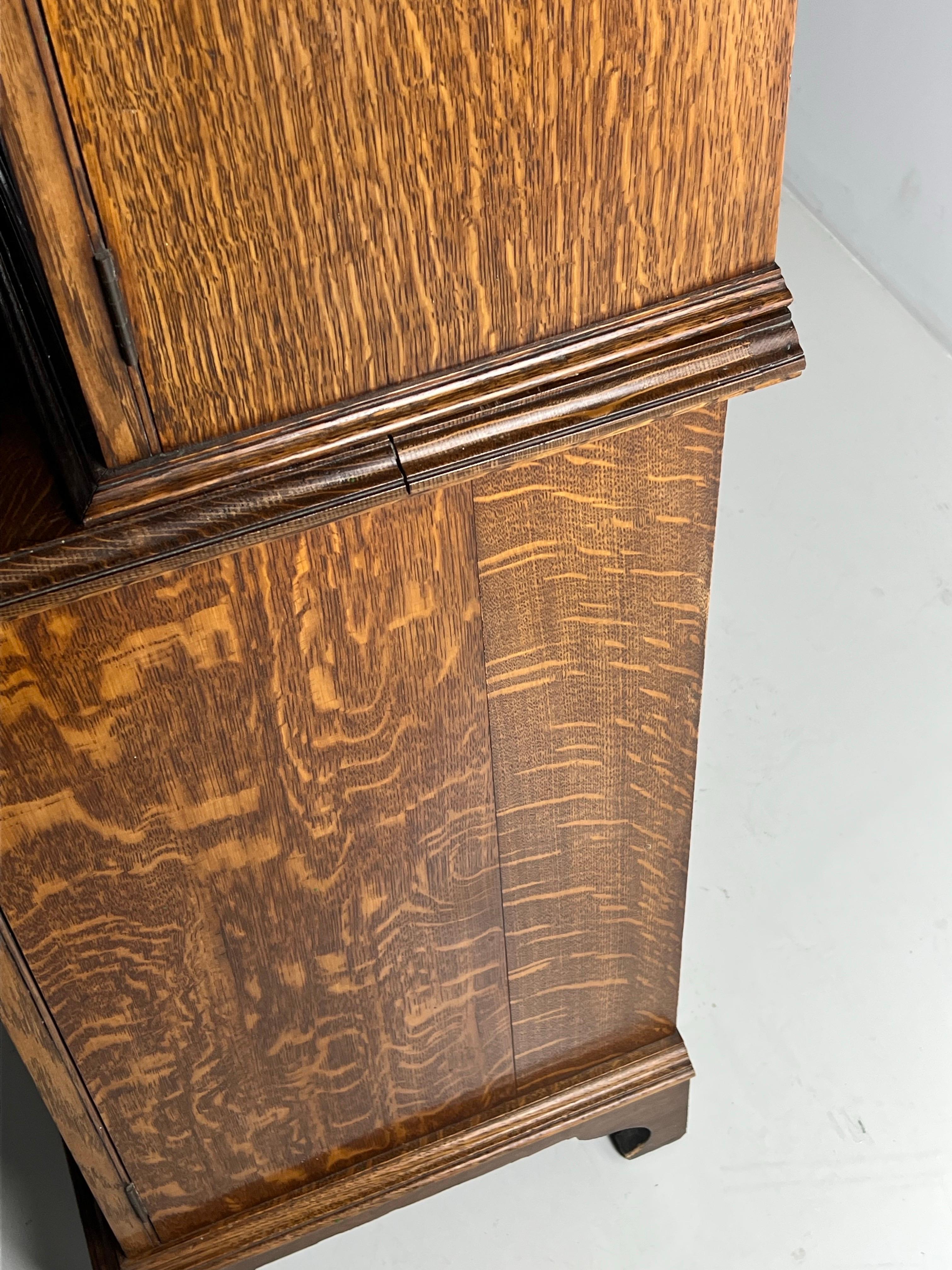 English oak bookcase For Sale 6