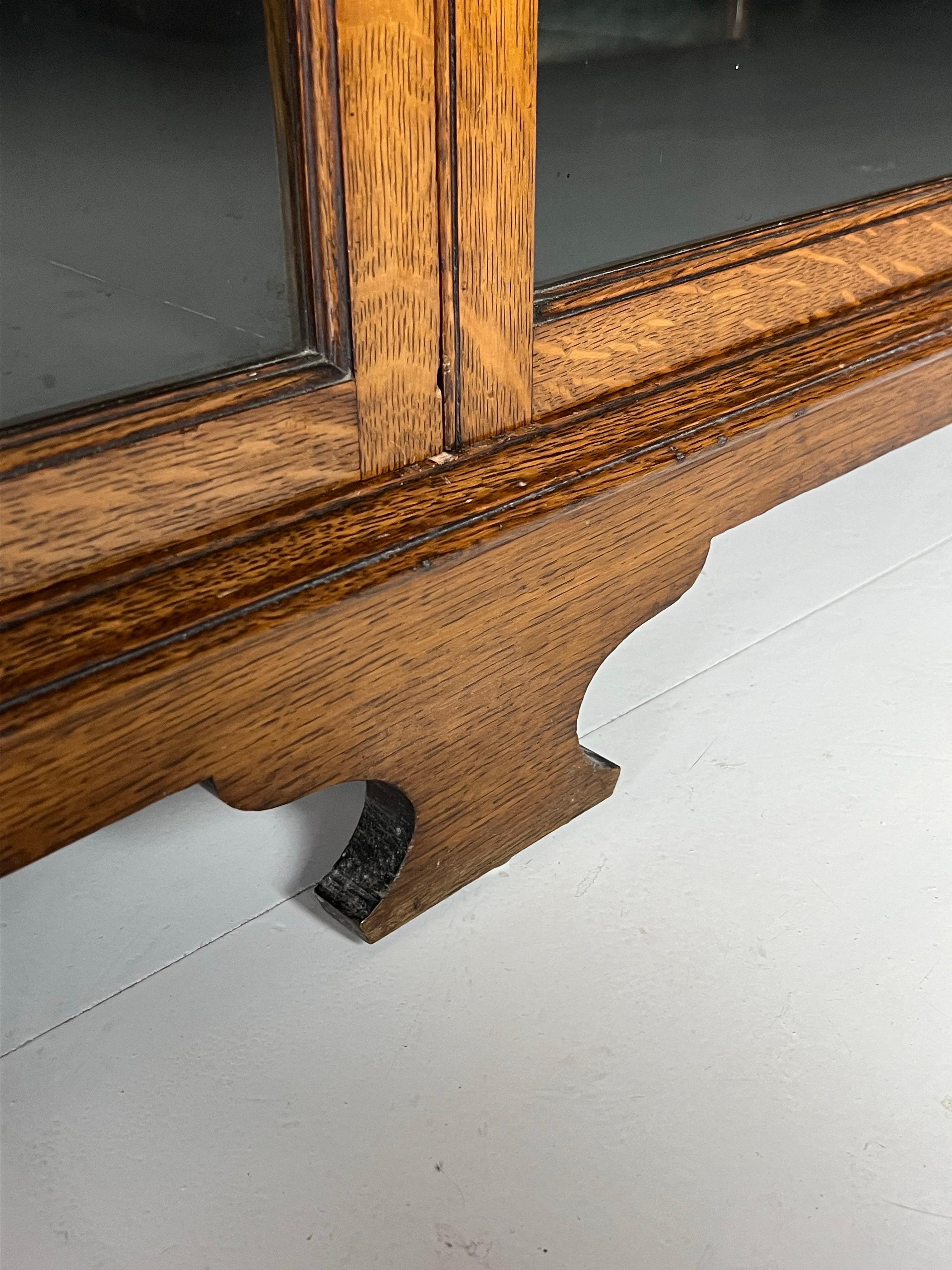 English oak bookcase For Sale 10