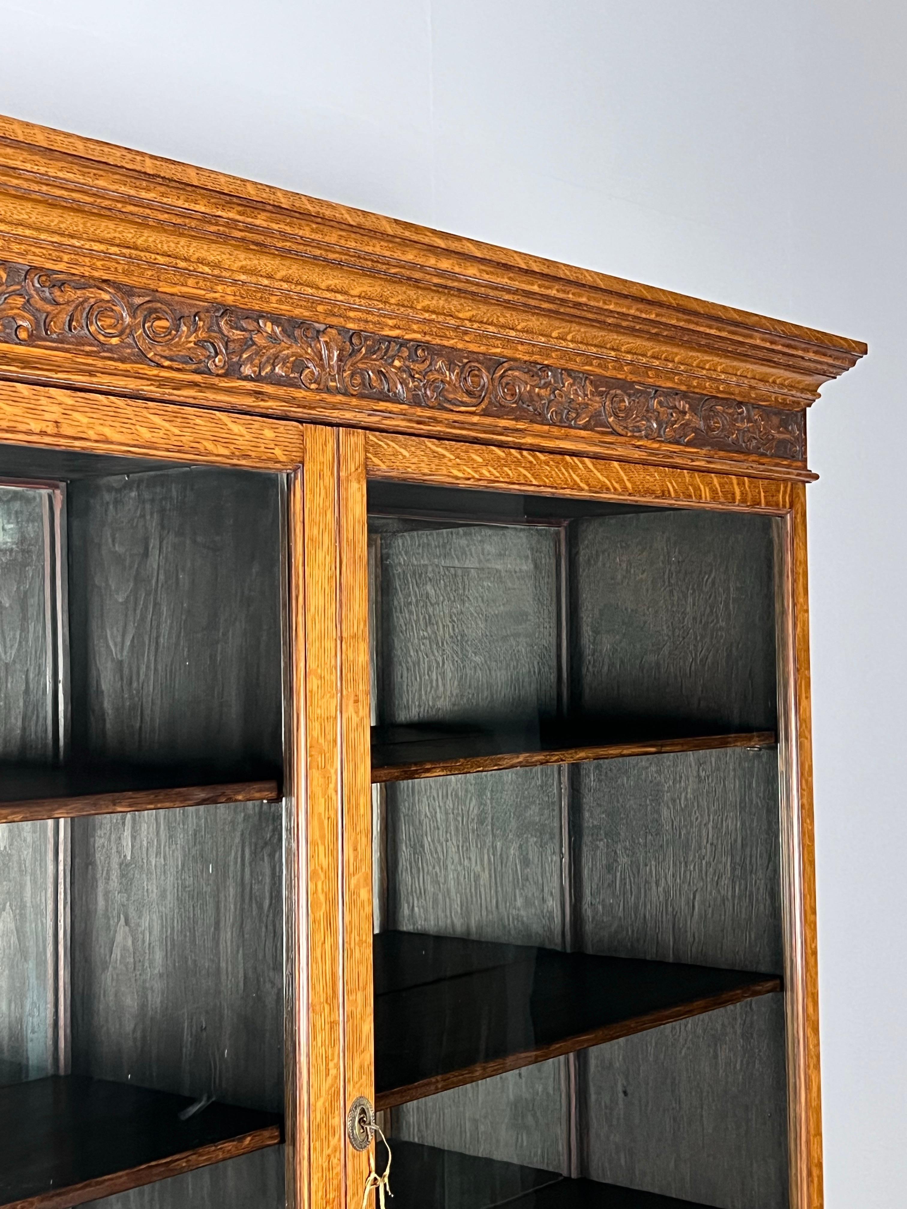 Oak English oak bookcase For Sale