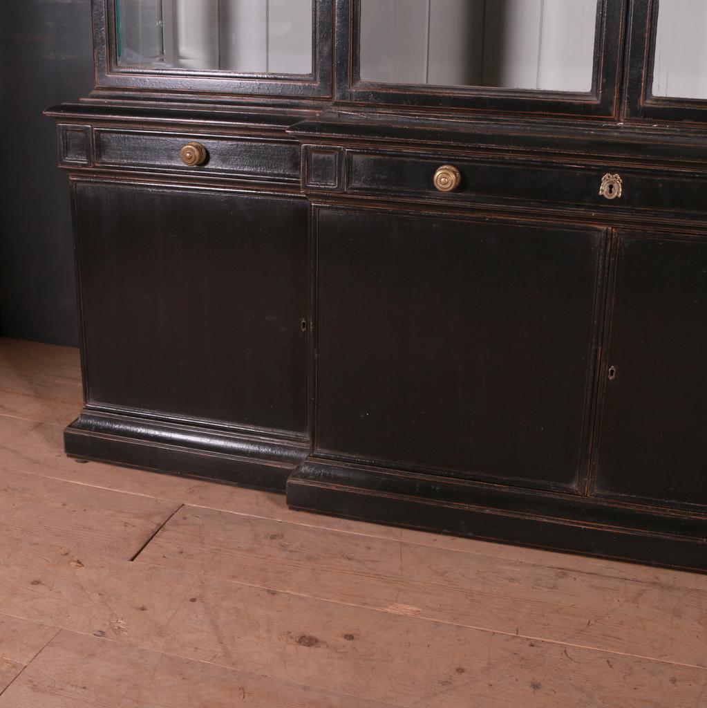 English Oak Bookcase In Good Condition In Leamington Spa, Warwickshire