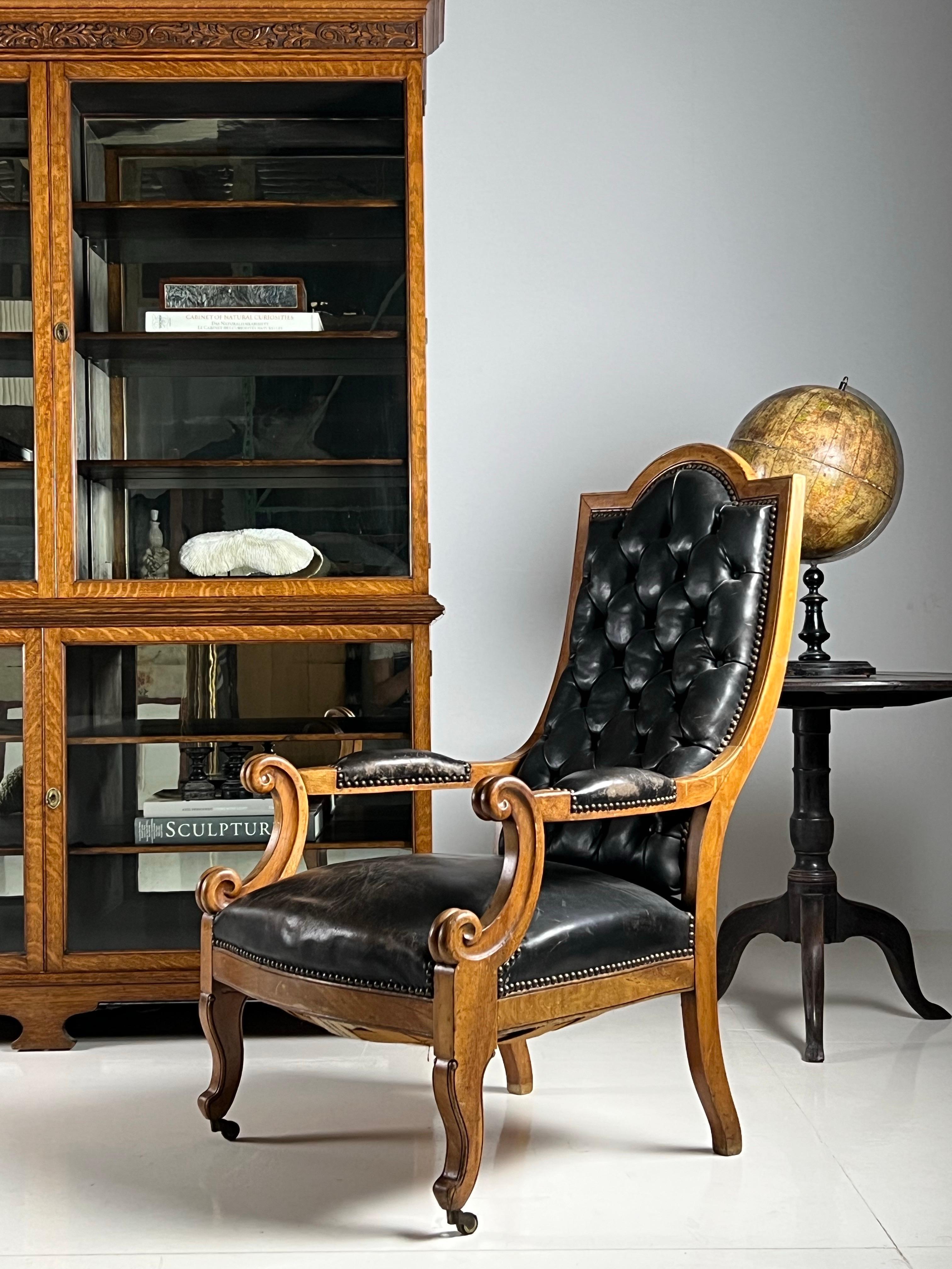 English oak bookcase For Sale 2