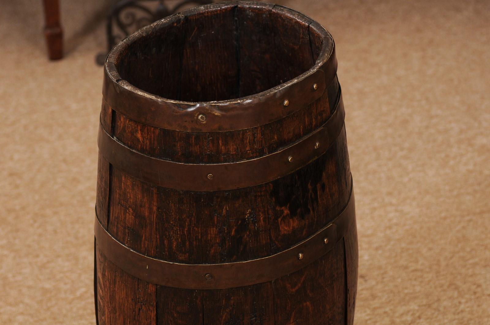 English Oak and Brass Barrell, Late 19th Century 3