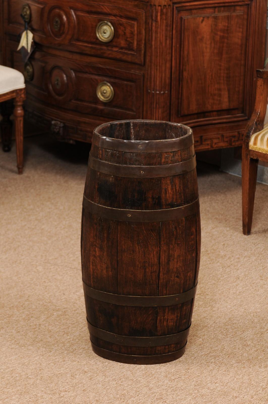 English Oak and Brass Barrell, Late 19th Century 5