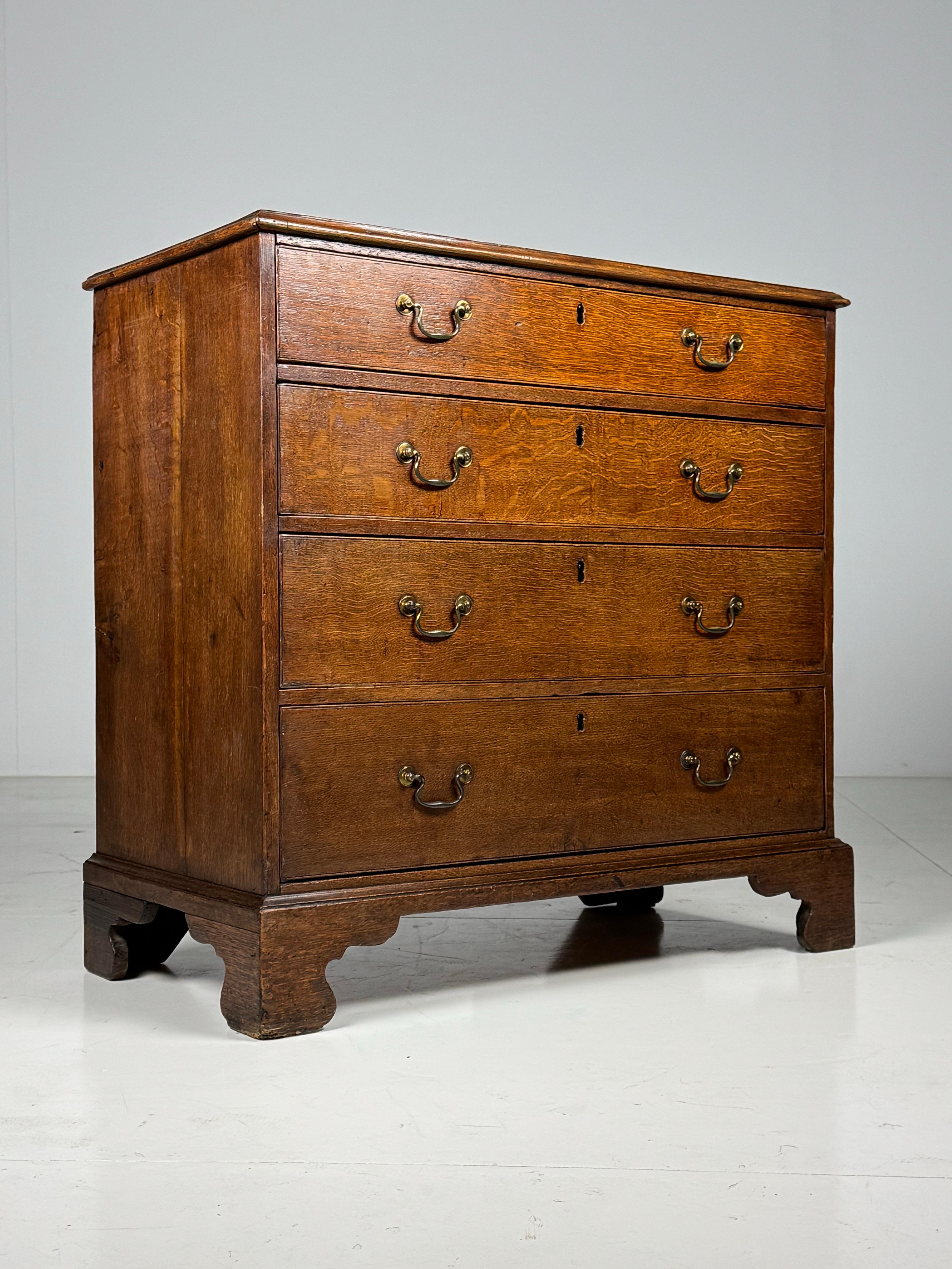 Cassettiera inglese in Oak del 1780 ca. in vendita 9