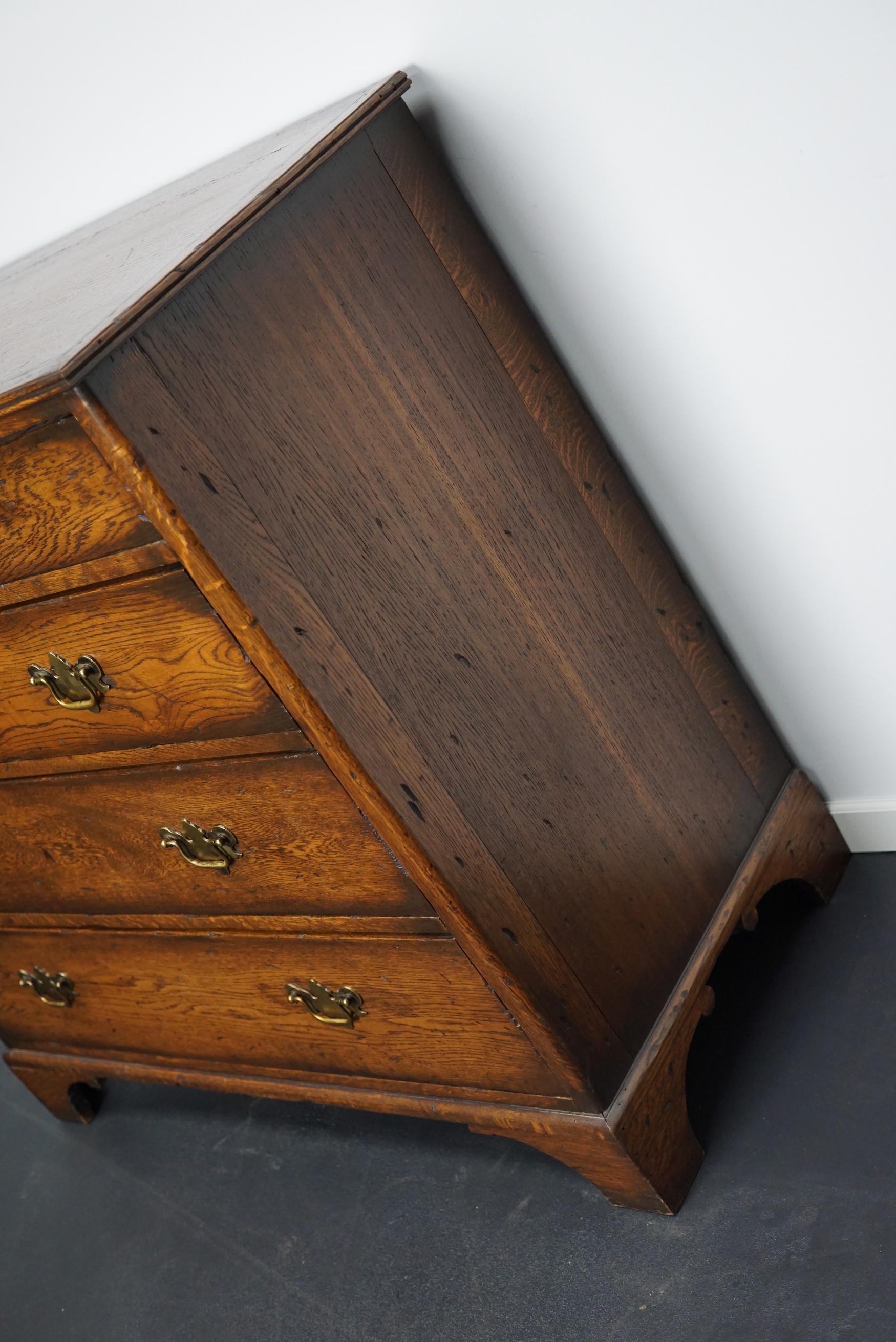 English Oak Chest of Drawers, Early 20th Century 5