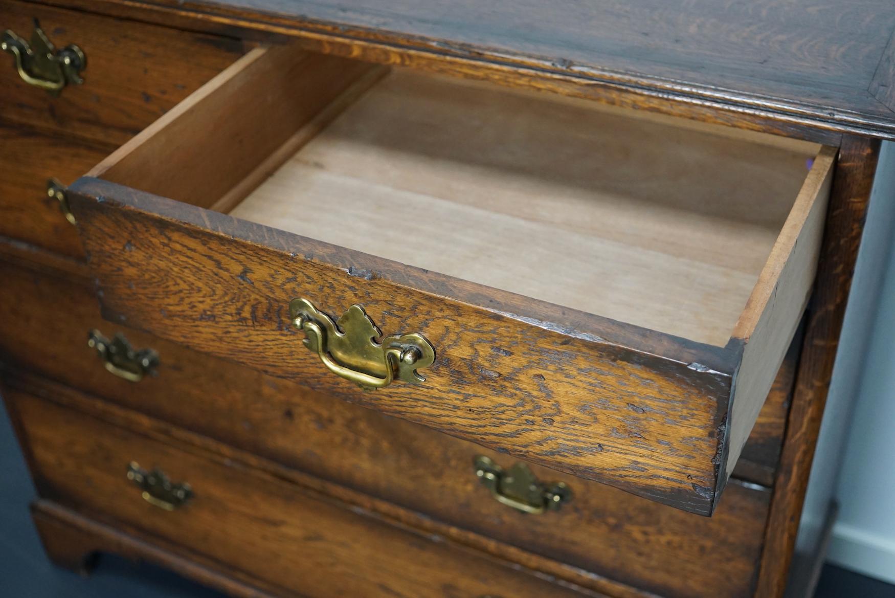 English Oak Chest of Drawers, Early 20th Century 9