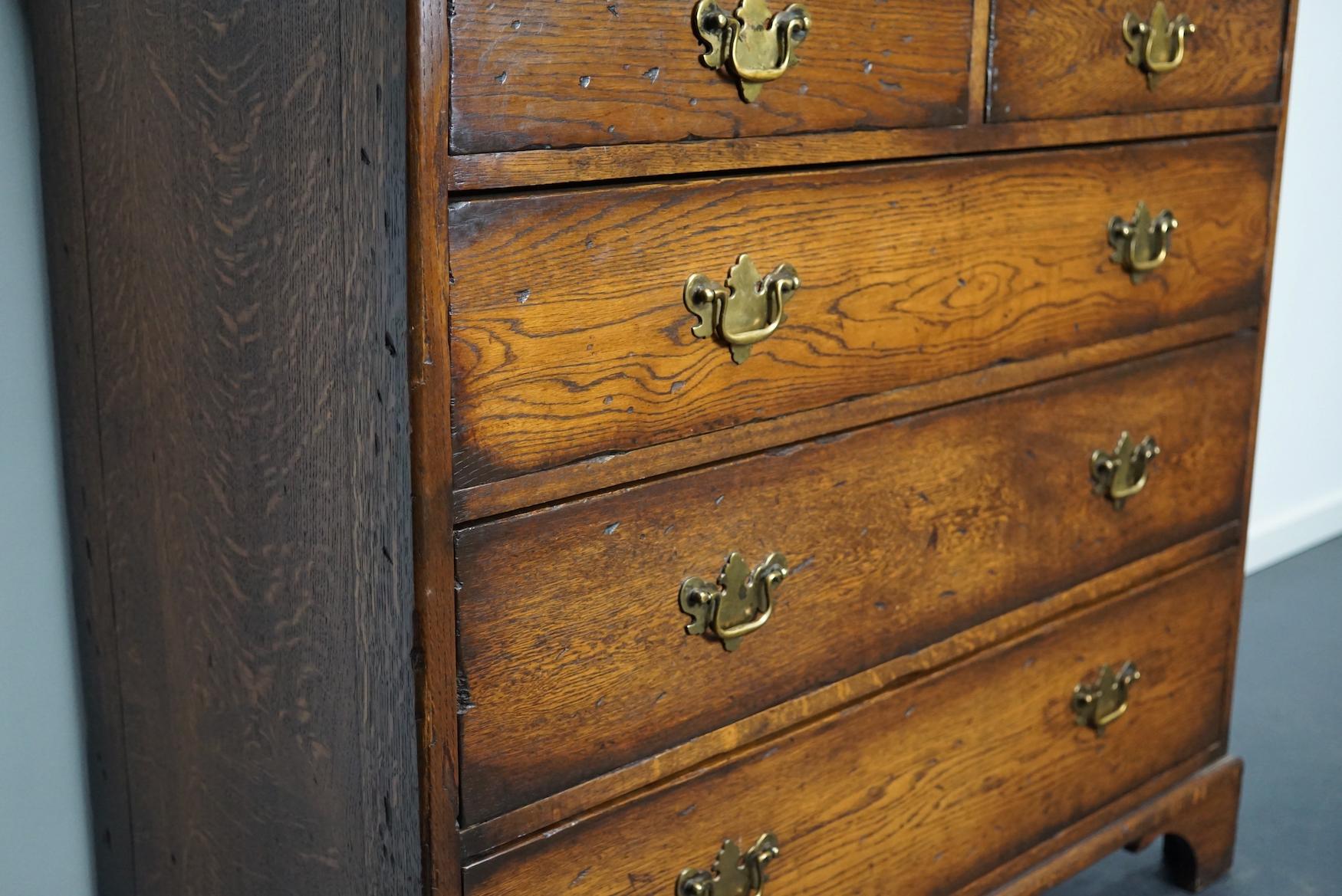 Georgian English Oak Chest of Drawers, Early 20th Century